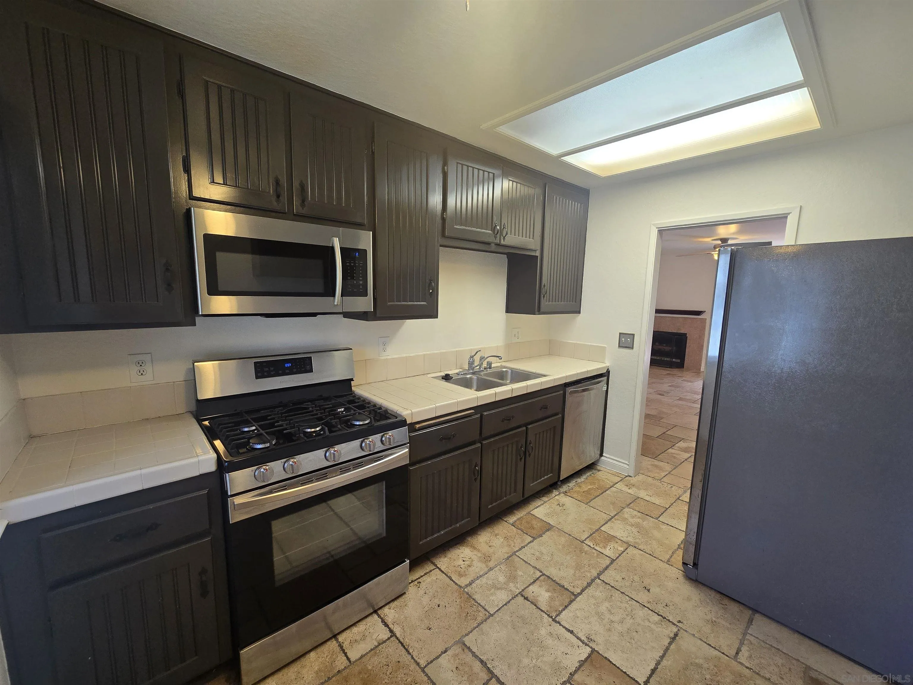 Photo #9: 260017028 Listing: Photo #9