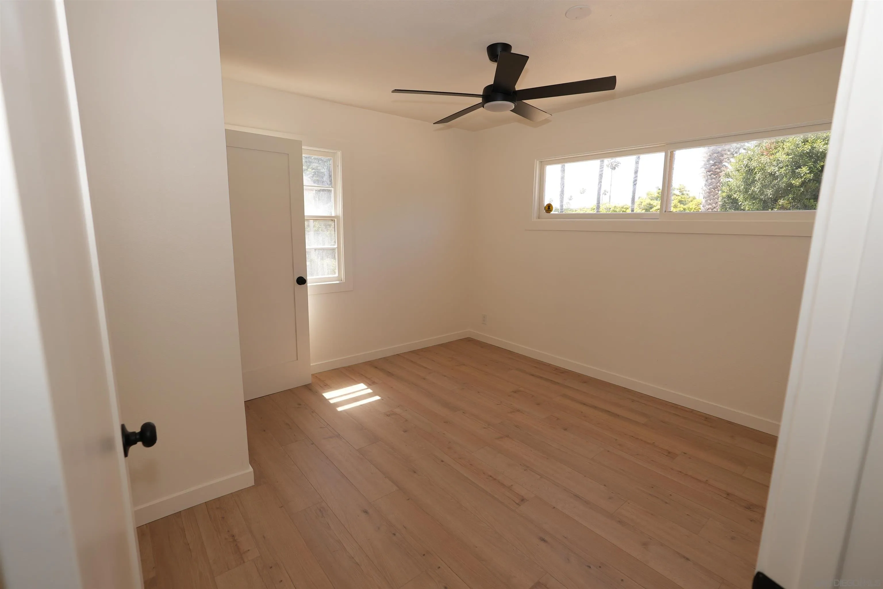 https://cdn.realtyfeed.com/cdn/127/260017033/5a8ce6bd5d6cf75b37340605079a3ada.webp