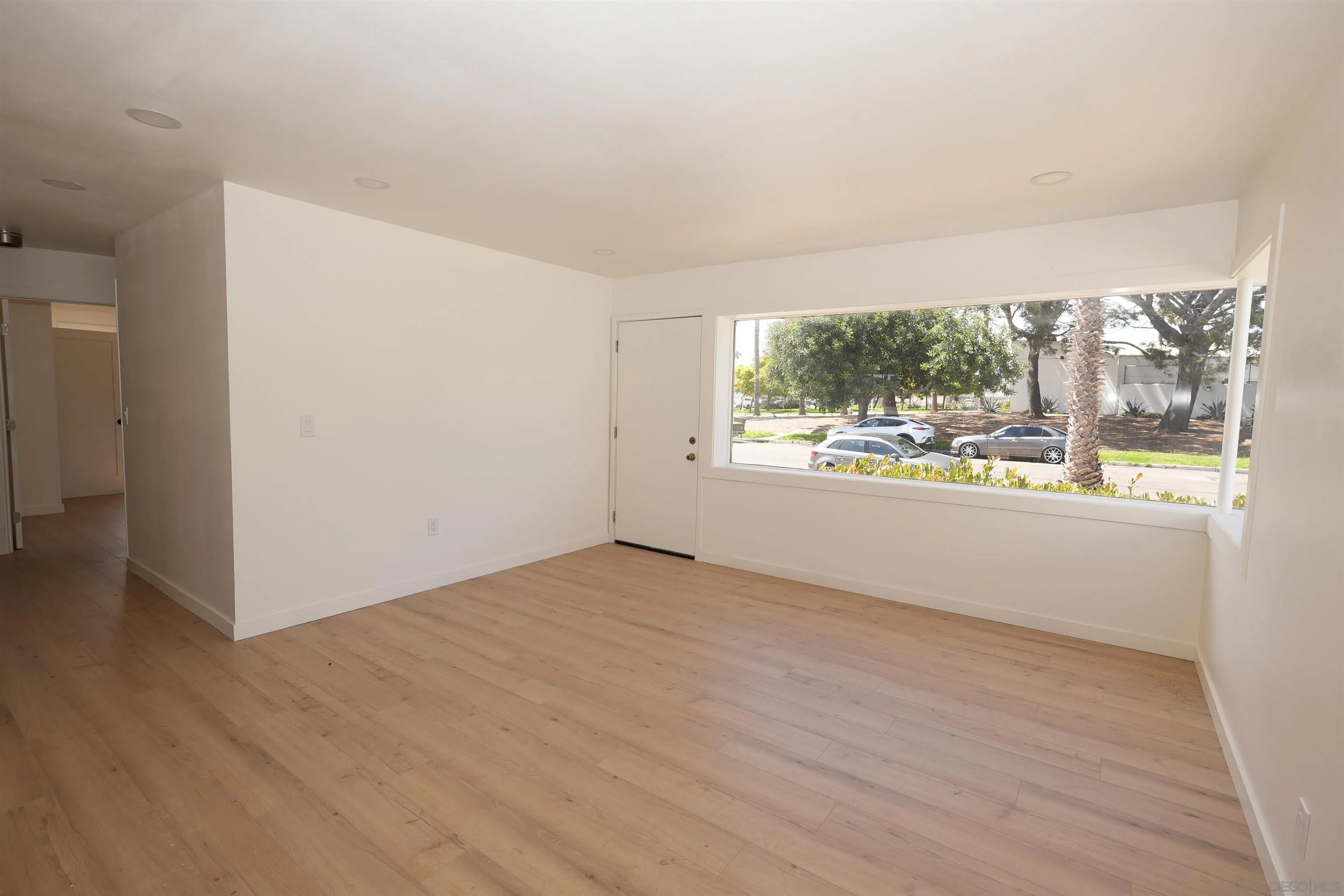 https://cdn.realtyfeed.com/cdn/127/260017033/b673dcd6d4fc8ac5ce5bde2a4a523666.webp