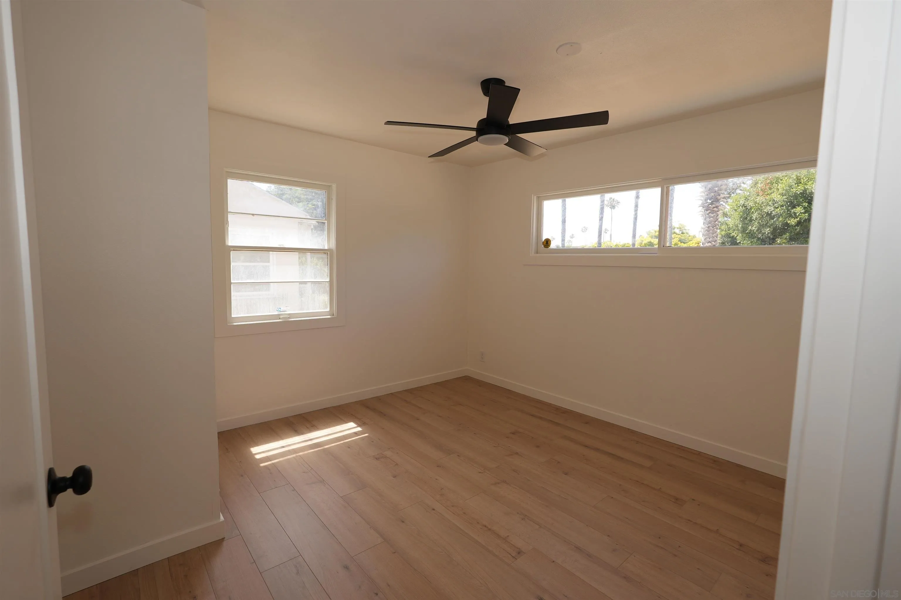 https://cdn.realtyfeed.com/cdn/127/260017033/e6245843f5e3f07d7122bb31e1e2ee43.webp