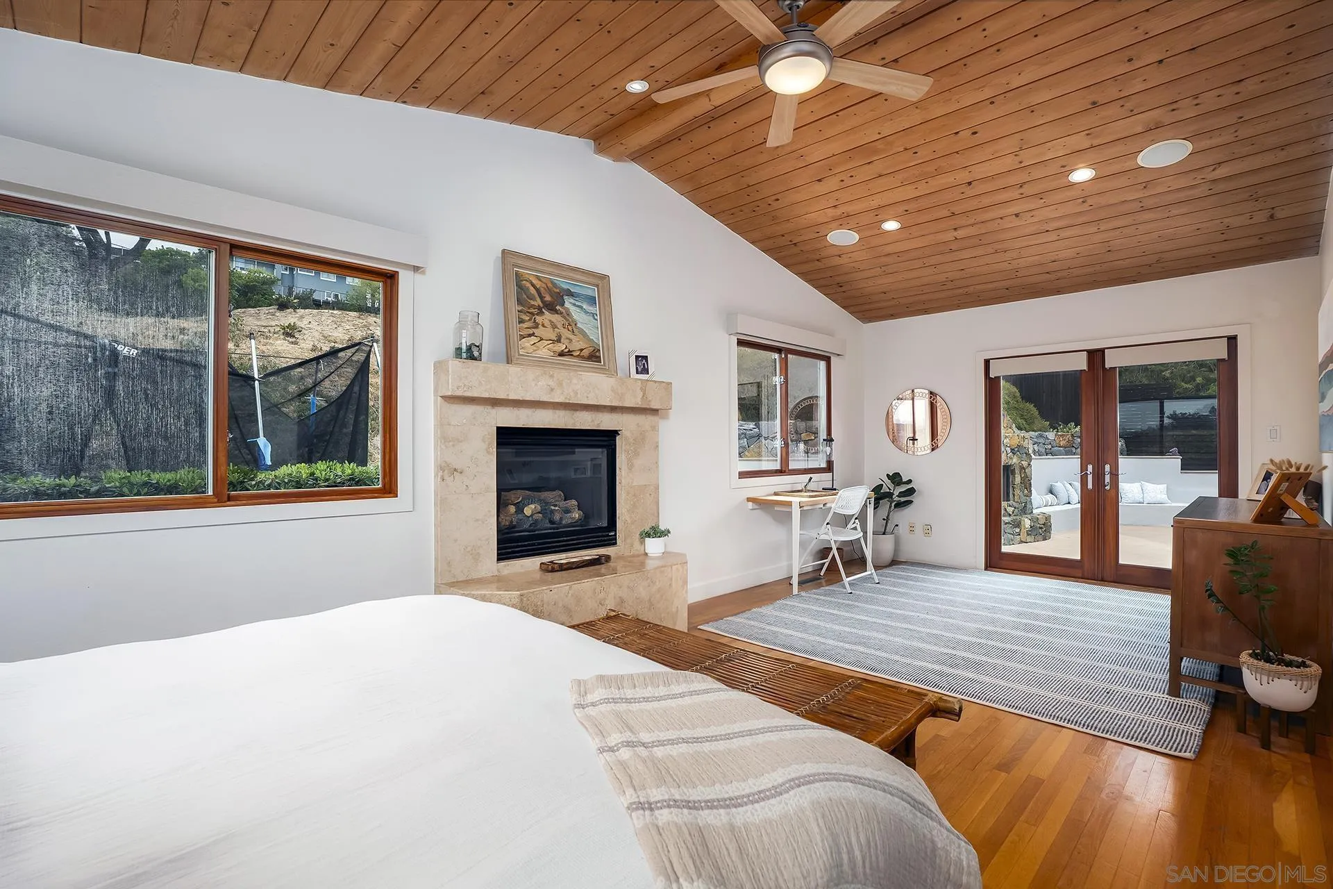 https://cdn.realtyfeed.com/cdn/127/260017036/2bb5b83a74a4e2ea7dbe59a573d721d2.webp