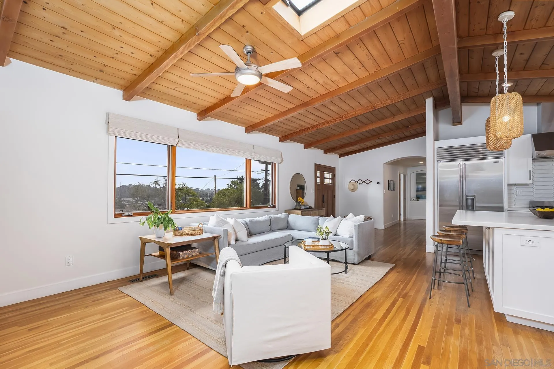 https://cdn.realtyfeed.com/cdn/127/260017036/4ec99bd3e7fe0598fd62340a0e8bba2d.webp