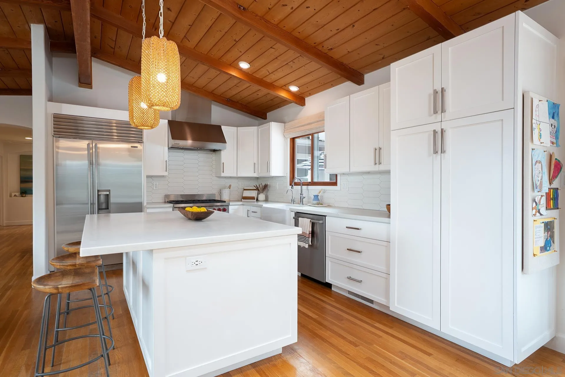 https://cdn.realtyfeed.com/cdn/127/260017036/b32748a3d840b023232baa9ad08e7828.webp