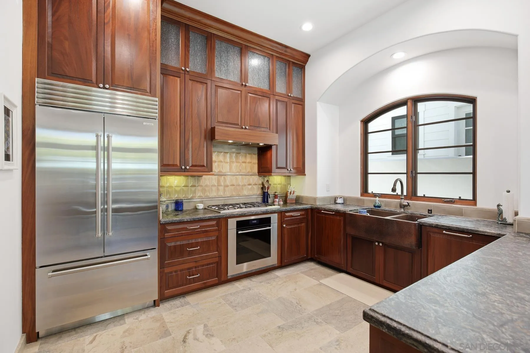 https://cdn.realtyfeed.com/cdn/127/260017039/25529242ff2c90fff5e5e8e4f53a883c.webp