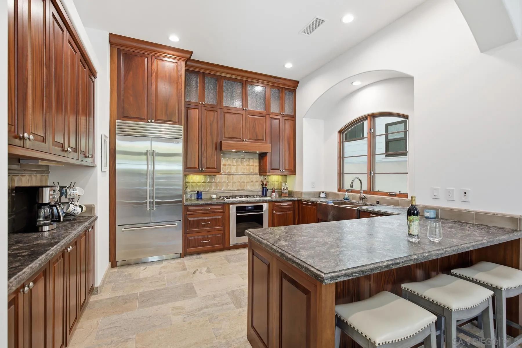 https://cdn.realtyfeed.com/cdn/127/260017039/361bfa4f10d8ddb02d15d89a23880008.webp