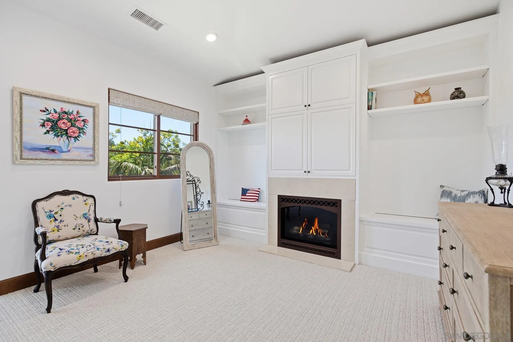 https://cdn.realtyfeed.com/cdn/127/260017039/3b5ef67939bf43c389e826e102c530c5.webp
