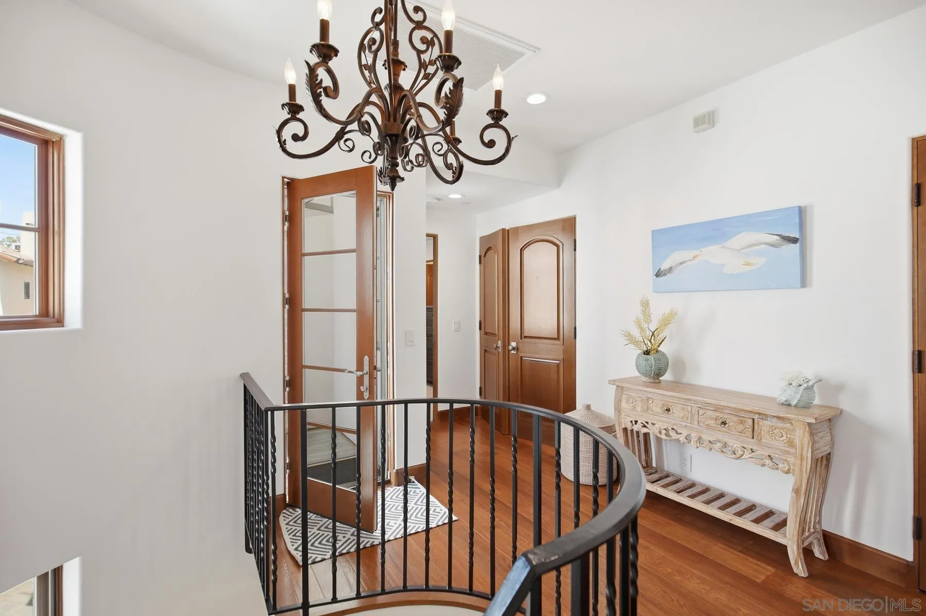 https://cdn.realtyfeed.com/cdn/127/260017039/720249d90c9bea949f58cf5efc671d48.webp