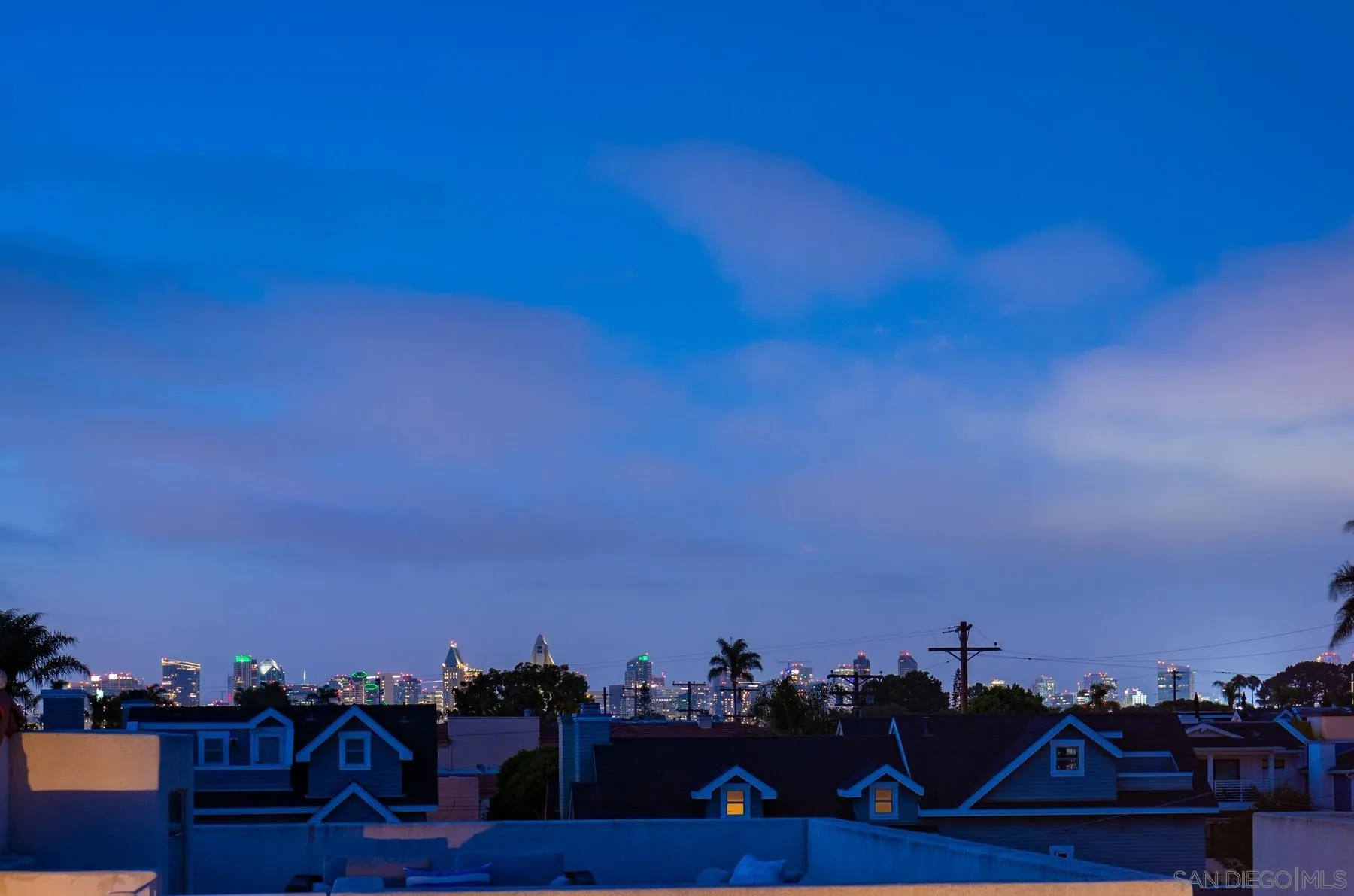 https://cdn.realtyfeed.com/cdn/127/260017039/9bc56e54007e2ade895fd07c0ea0d4a5.webp