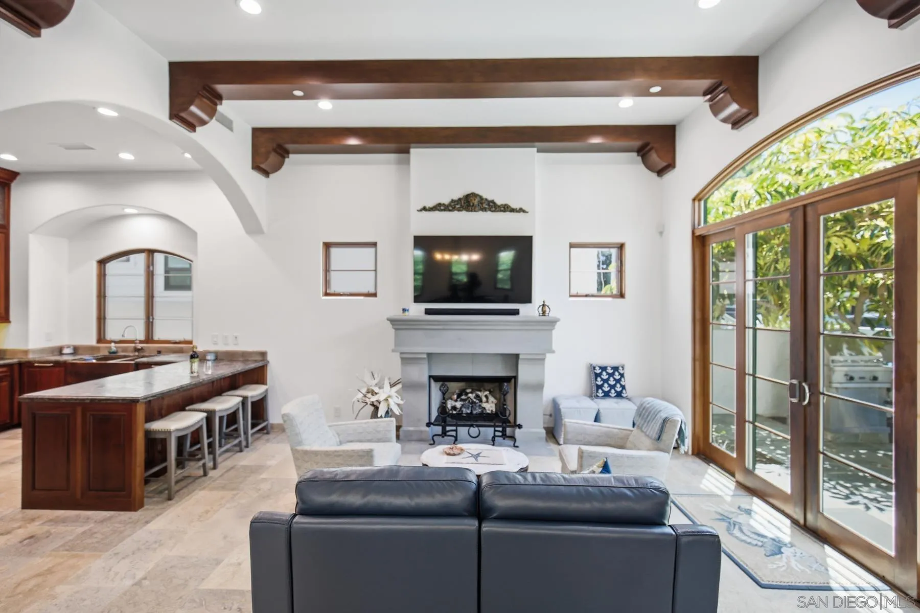 https://cdn.realtyfeed.com/cdn/127/260017039/ec3db345e1f49797406d2c1b271b525a.webp