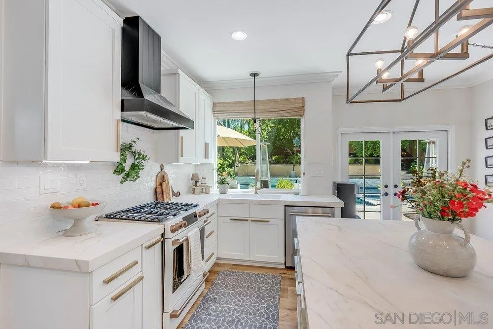 23997 Pepperleaf St, Murrieta, CA 92562 - Photo 4 of 50, Murrieta, CA