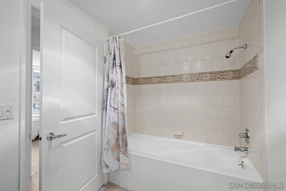 Photo #33: 260017052 Listing: Photo #33
