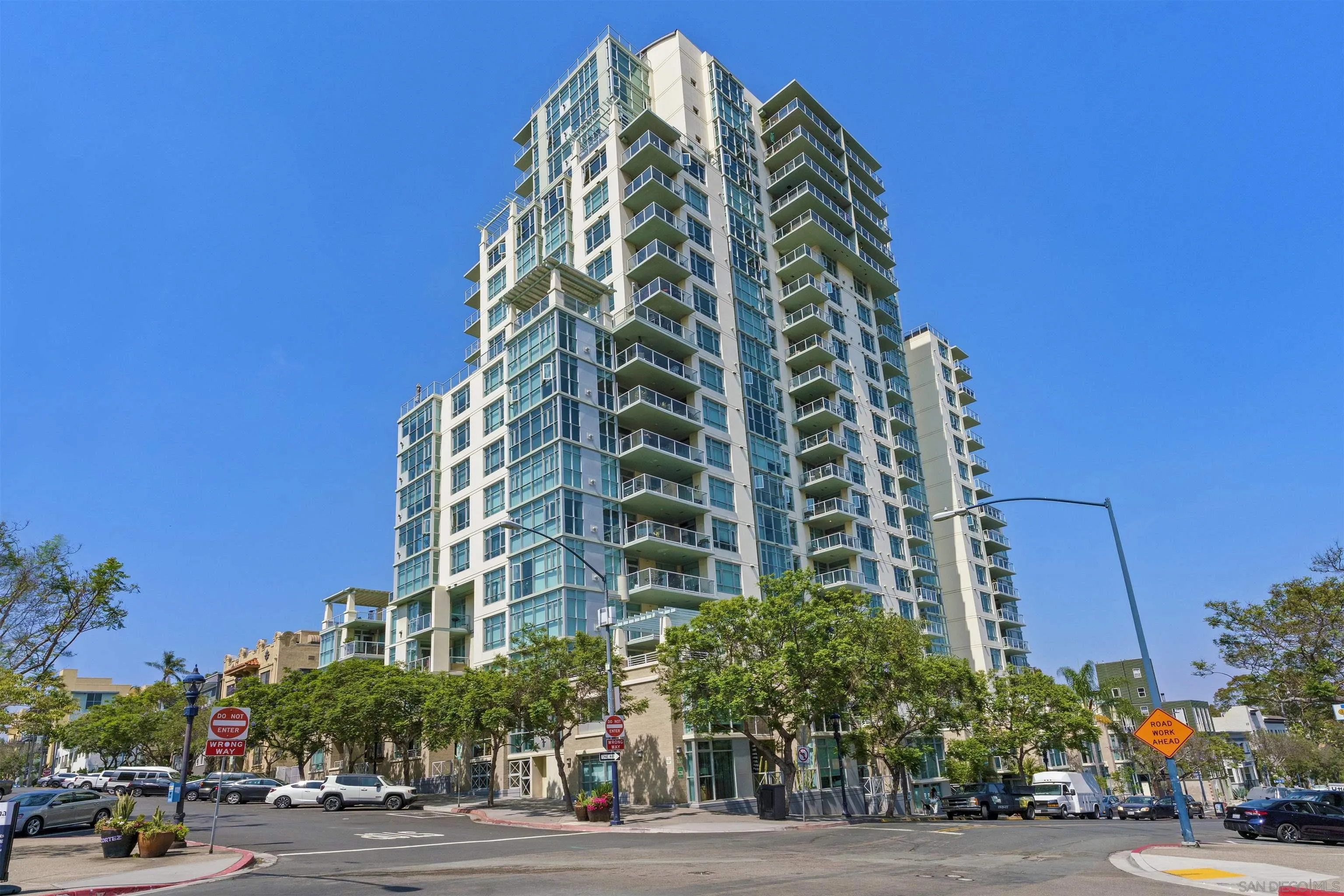 https://cdn.realtyfeed.com/cdn/127/260017052/d8b72f35d5a0fd78698d371ac7cdeb73.webp