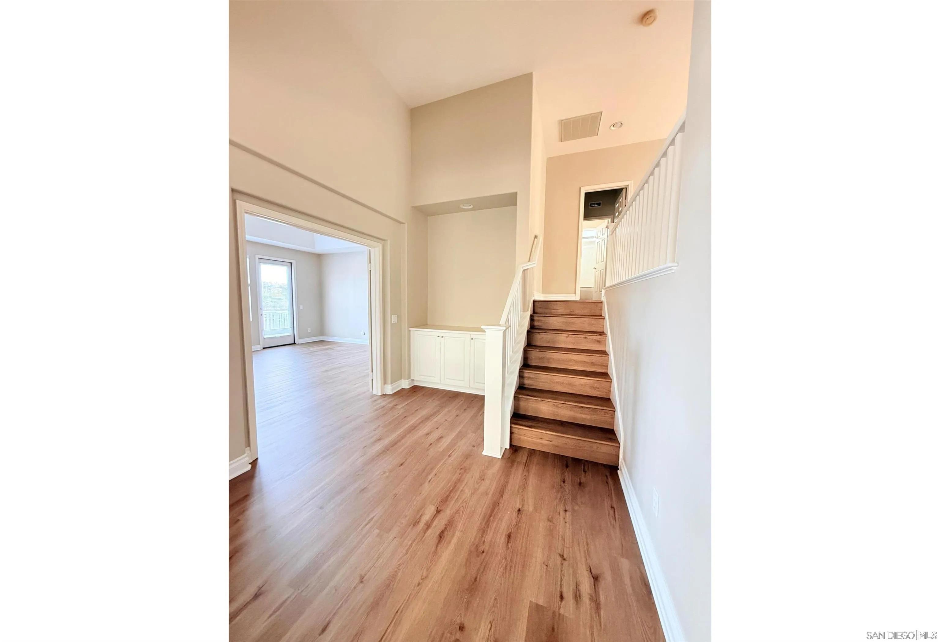 6063 Oakgate Row, San Diego, CA 92037, photo 11