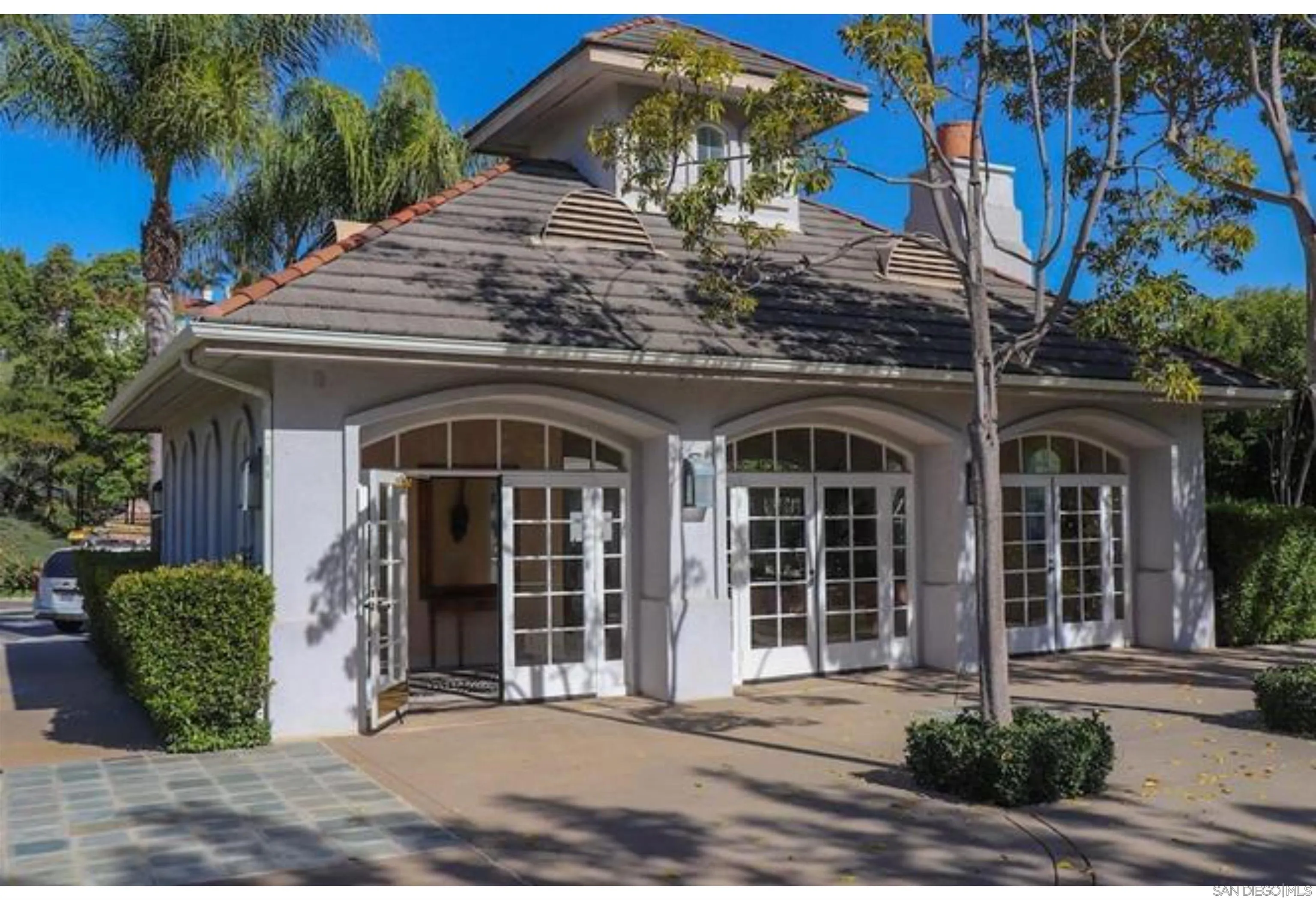 6063 Oakgate Row, San Diego, CA 92037, photo 8