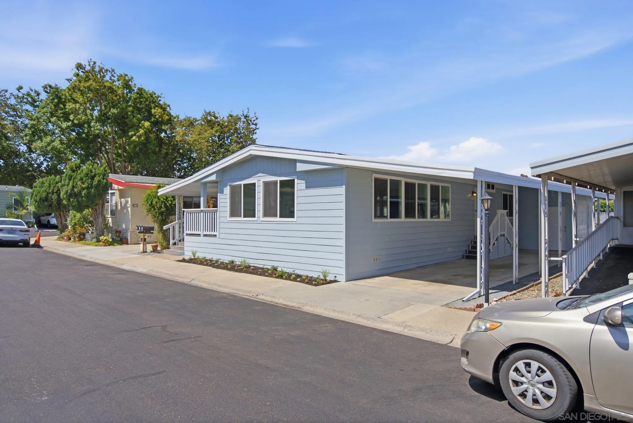 https://cdn.realtyfeed.com/cdn/127/260017069/04b59e32f3d0ce5204aef7e44bfa276f.webp