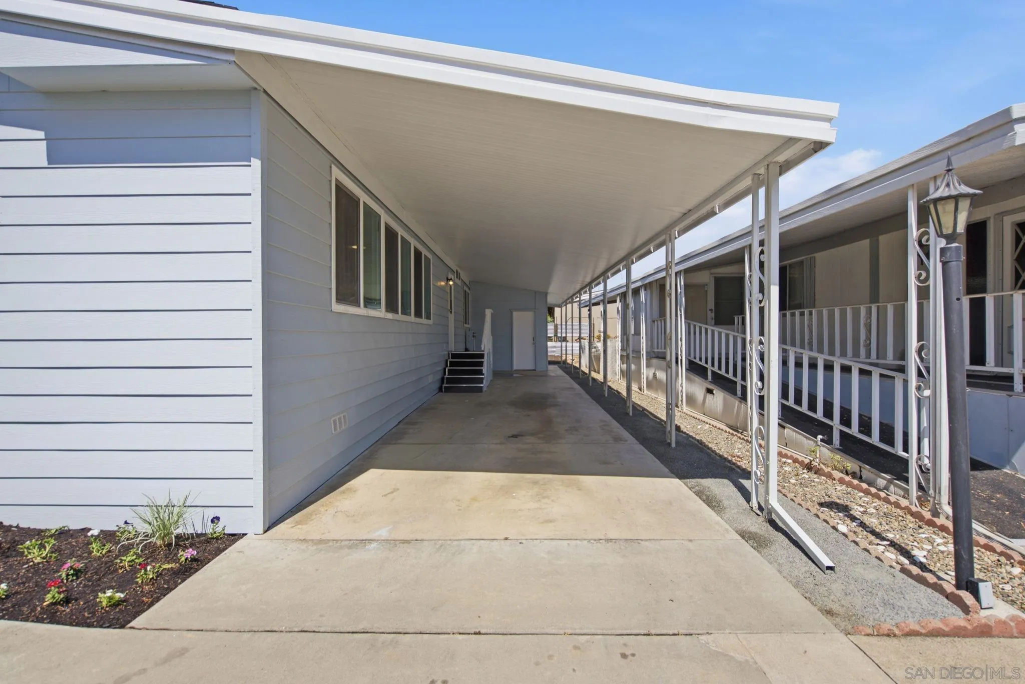 https://cdn.realtyfeed.com/cdn/127/260017069/1b081a0c17f475a68664629a053f1a71.webp