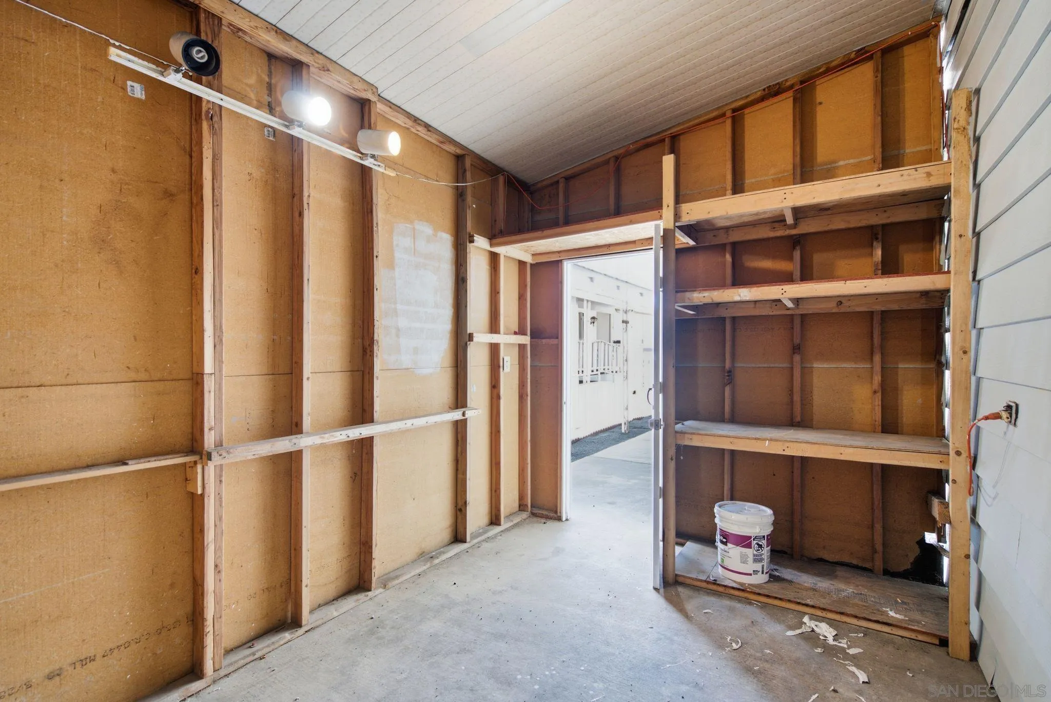 https://cdn.realtyfeed.com/cdn/127/260017069/3e77a001f5d5aab5fef6fd0a6ec7edde.webp
