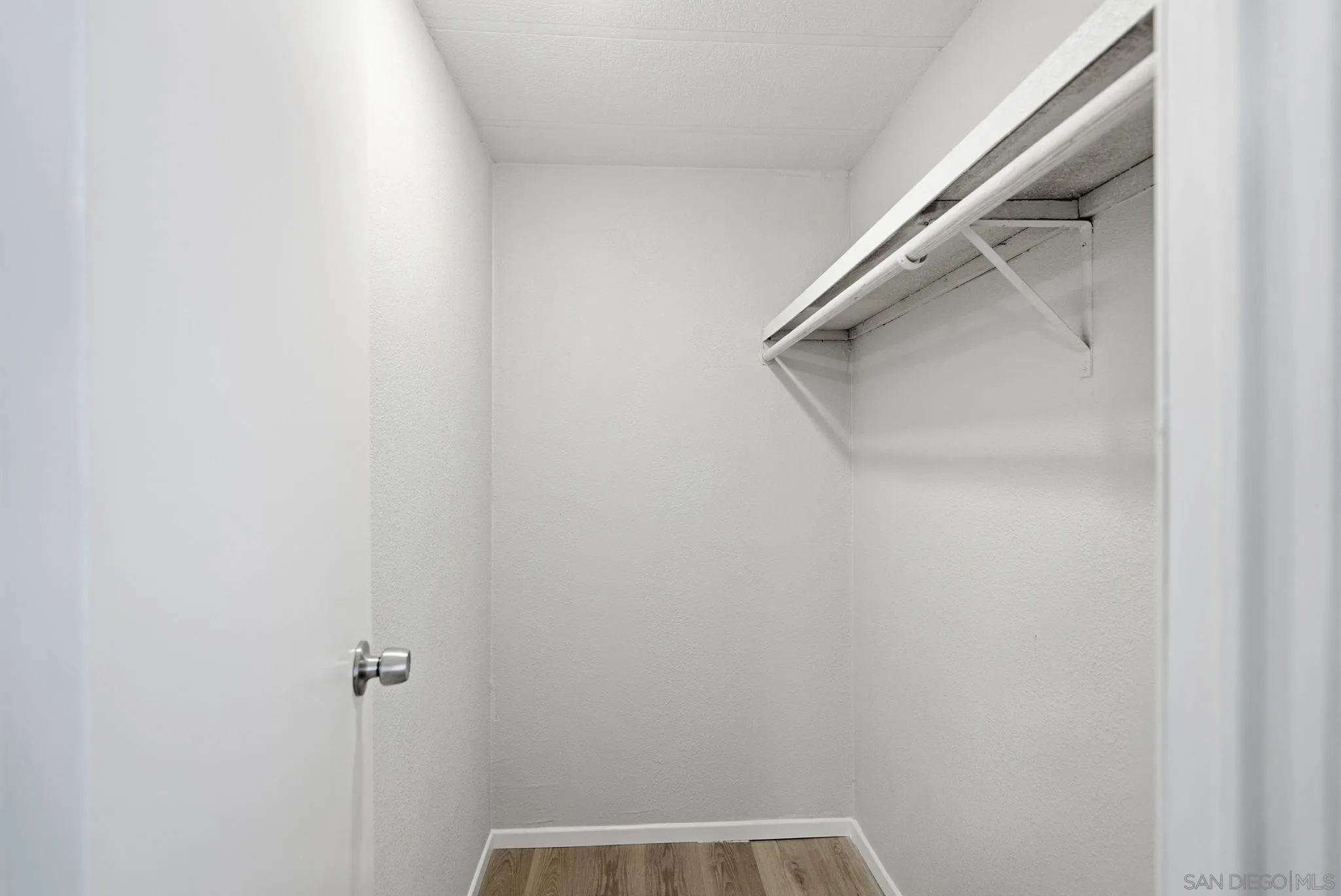 https://cdn.realtyfeed.com/cdn/127/260017069/eec354fd560a3011a5372c9e0c37b06b.webp