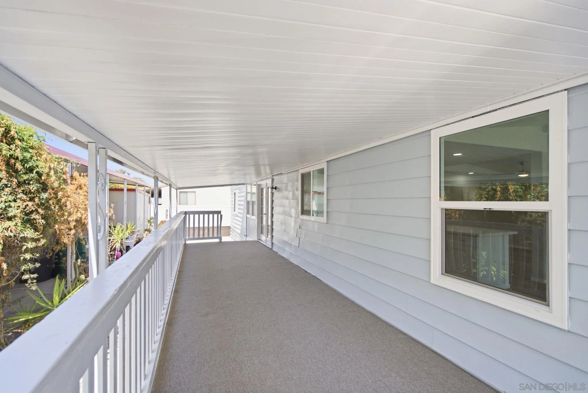 https://cdn.realtyfeed.com/cdn/127/260017069/f09f9006fc37ca4c4048d08f1b574aa9.webp