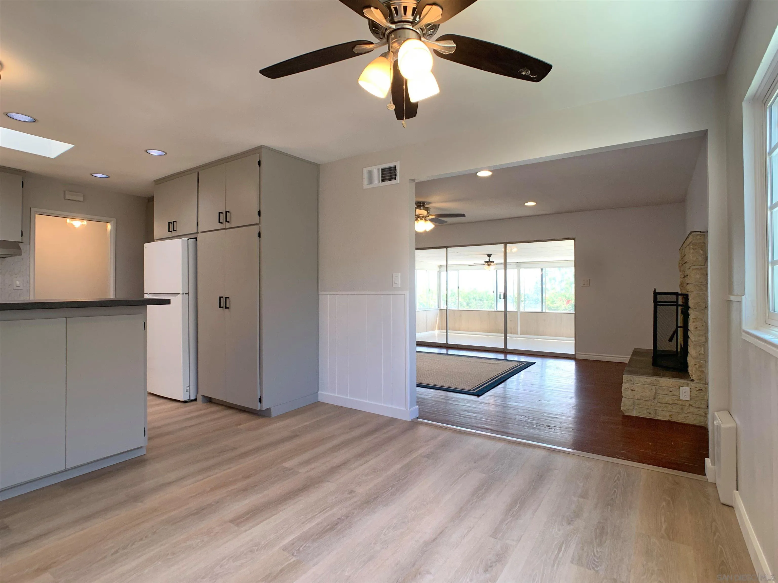 https://cdn.realtyfeed.com/cdn/127/260017095/af0115893397bb3013890acae75af000.webp