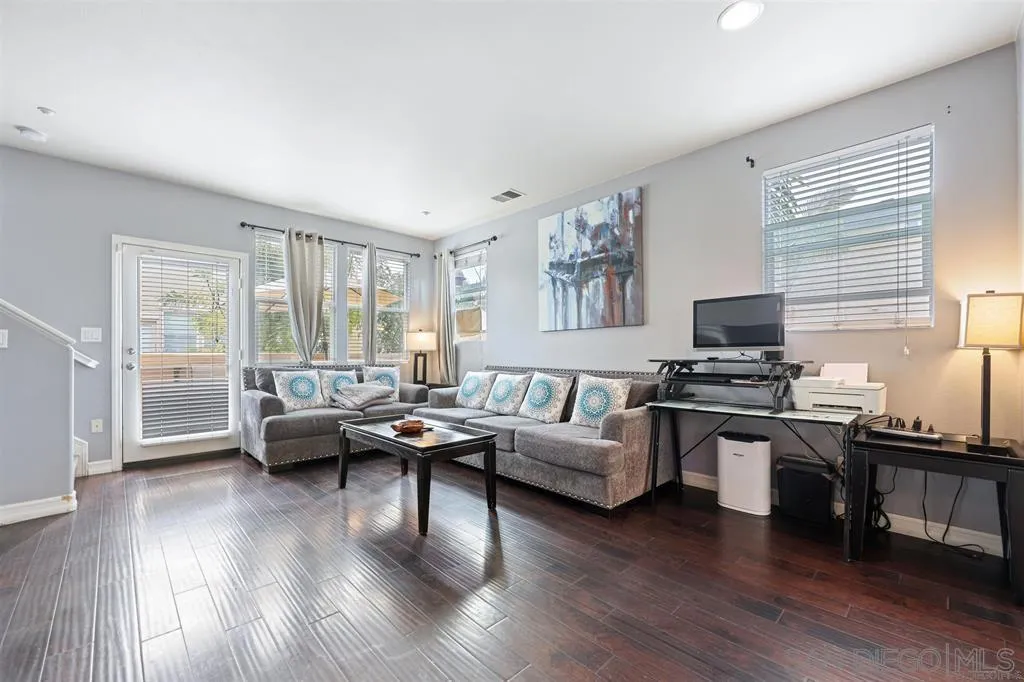 Photo #12: 260017111 Listing: Photo #12