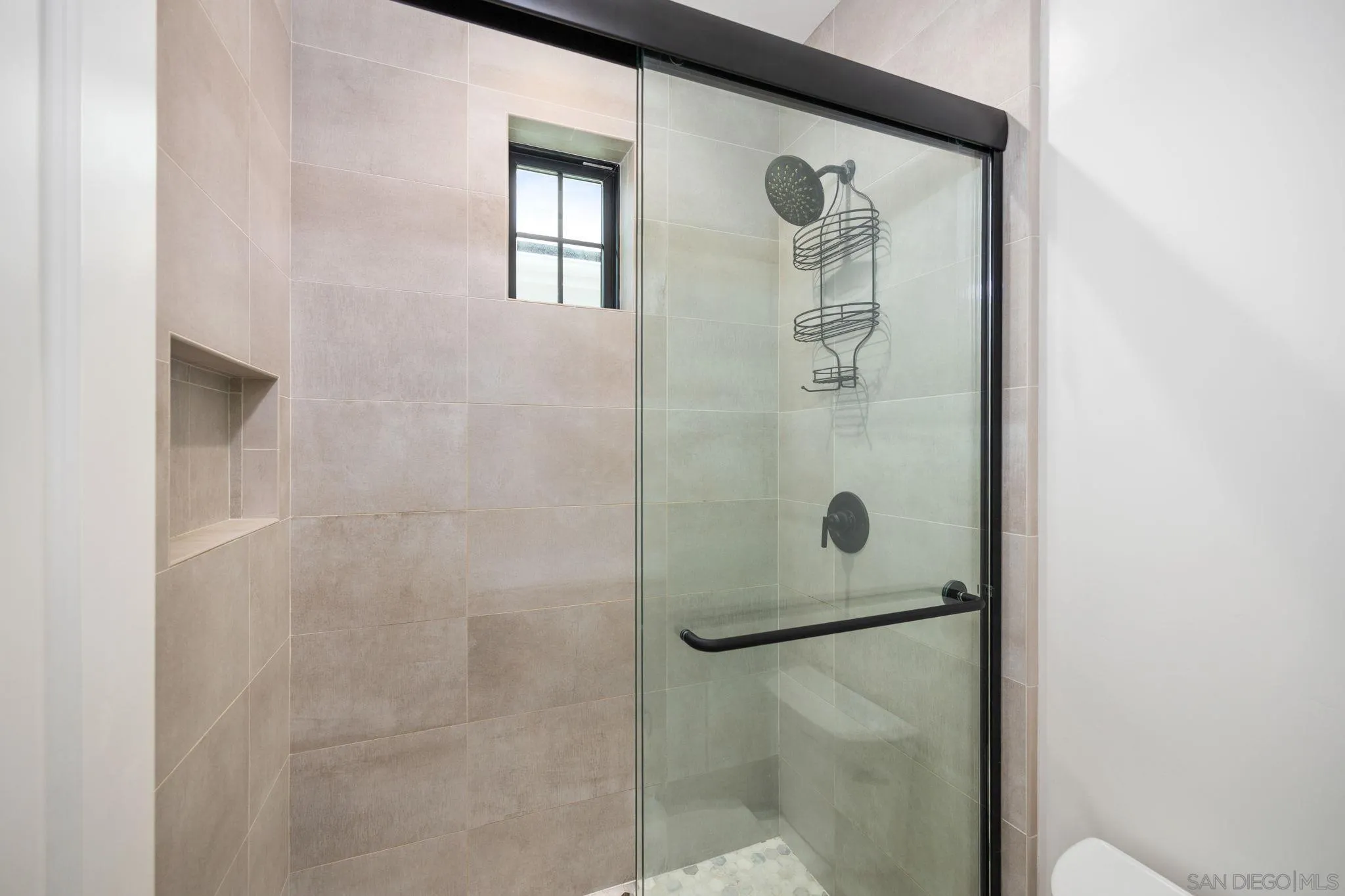 https://cdn.realtyfeed.com/cdn/127/260017121/16e30a8ef06424aef30bf078797b99d8.webp