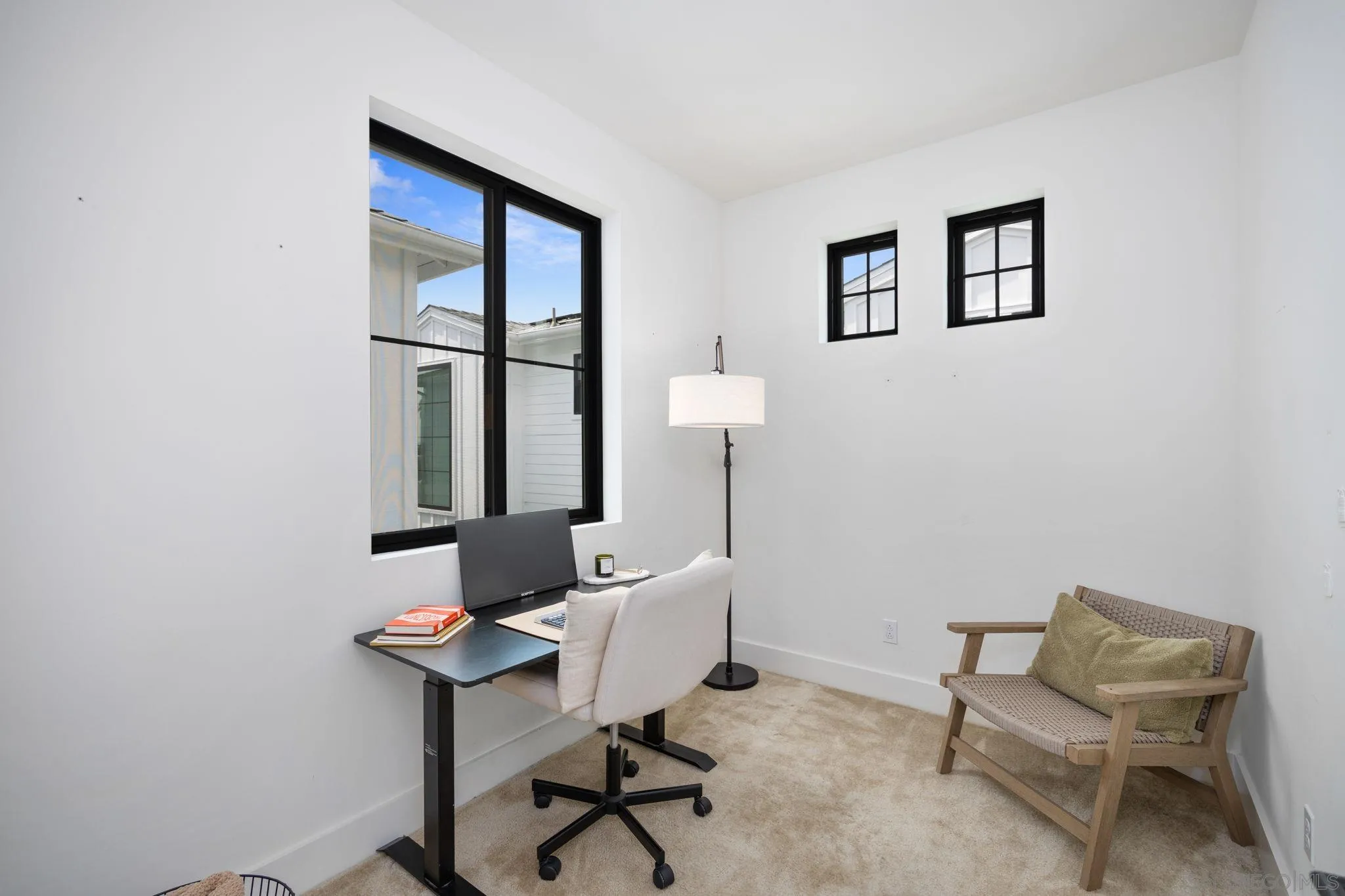 https://cdn.realtyfeed.com/cdn/127/260017121/a0cffa4d0e6a501e091c121967e73926.webp