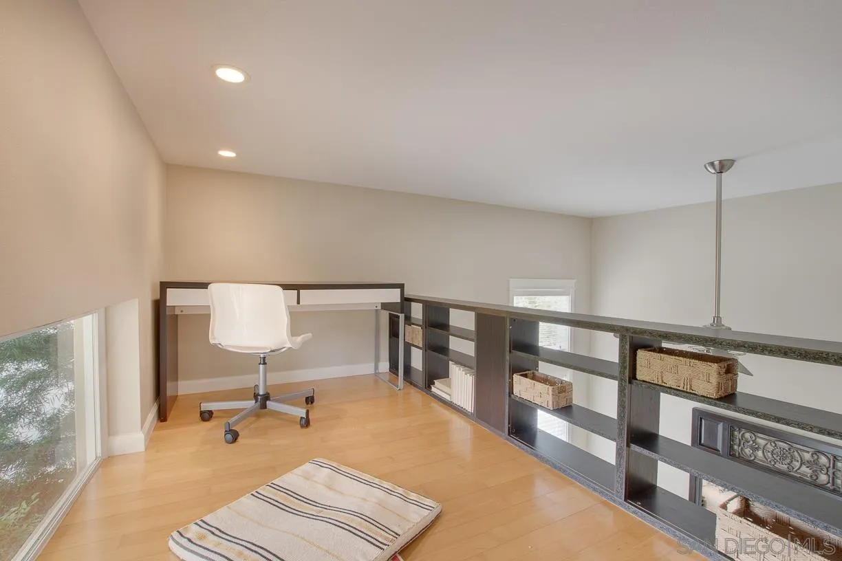 https://cdn.realtyfeed.com/cdn/127/260017125/4b7c3f6c3f3d84b50dc66f7a899e89fe.webp