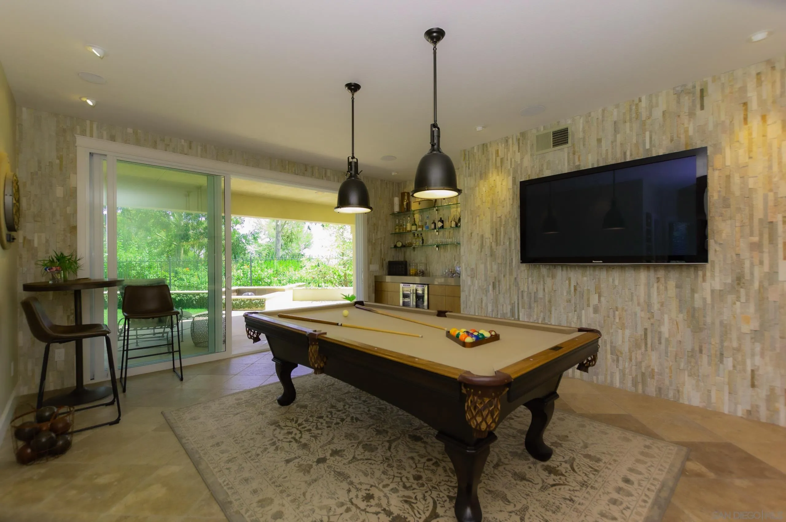 https://cdn.realtyfeed.com/cdn/127/260017125/c8141a0d6b4afe5fb942fc6661bfd270.webp