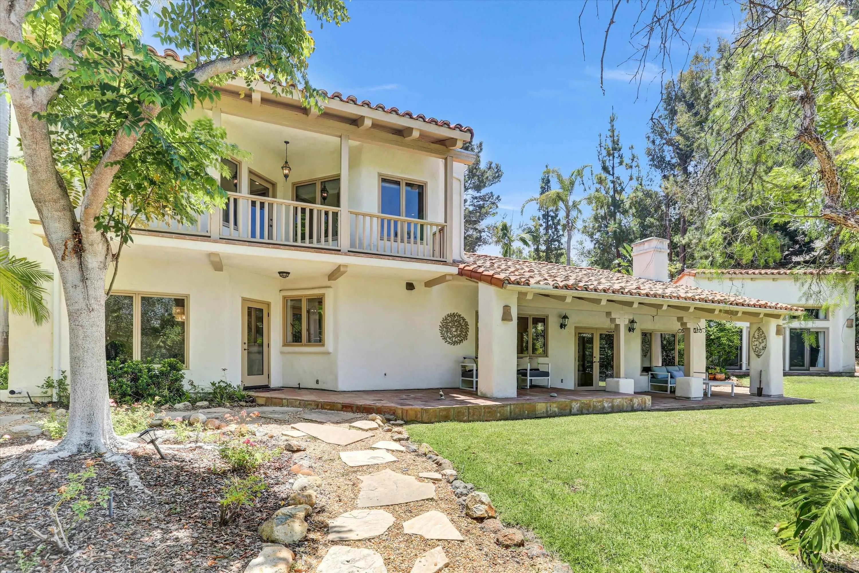 https://cdn.realtyfeed.com/cdn/127/260017131/abc19e802ae793df79fe328d9961b126.webp