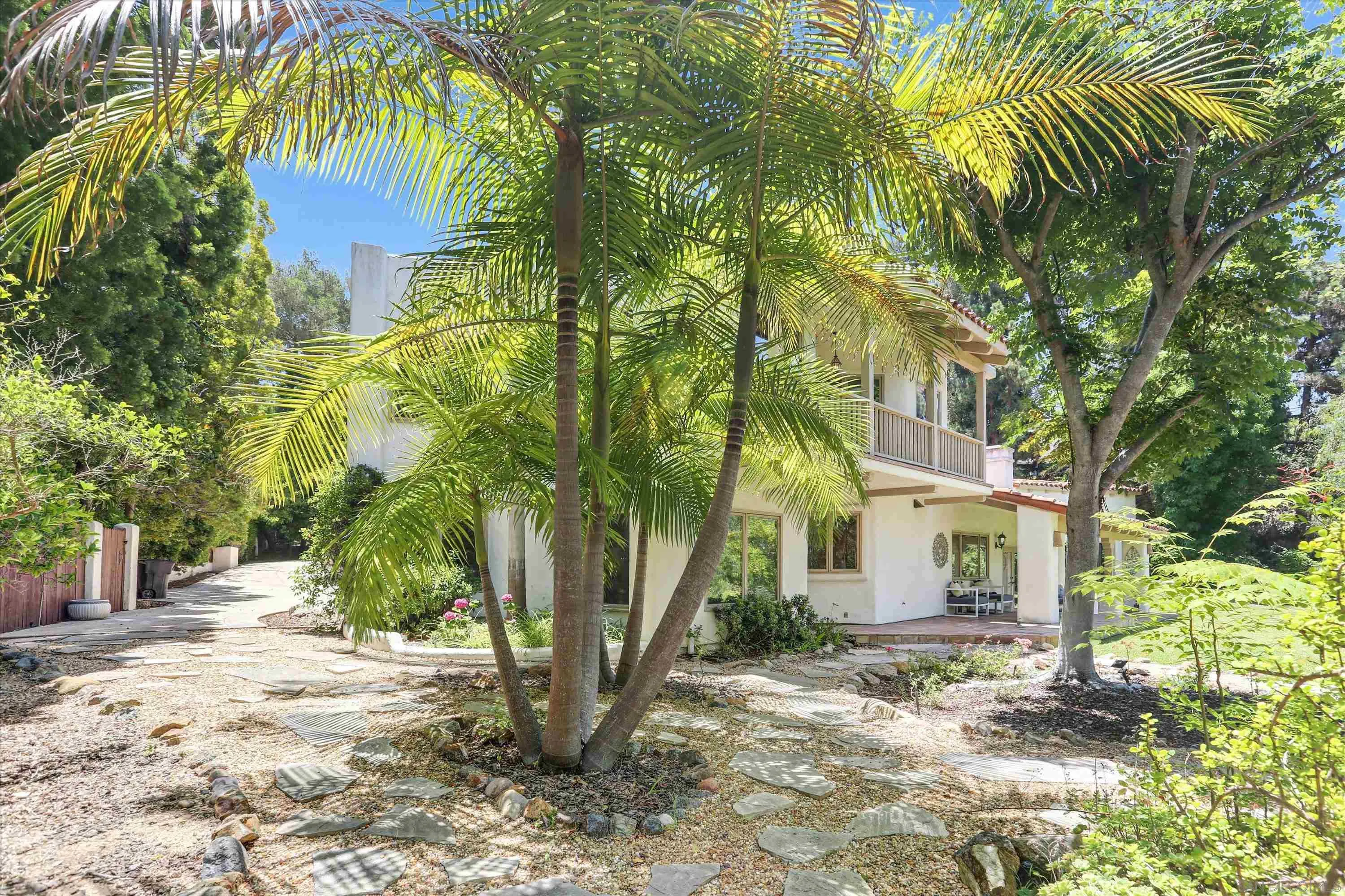 https://cdn.realtyfeed.com/cdn/127/260017131/b1f1aef1ebfcaf7919fc16f033f33479.webp