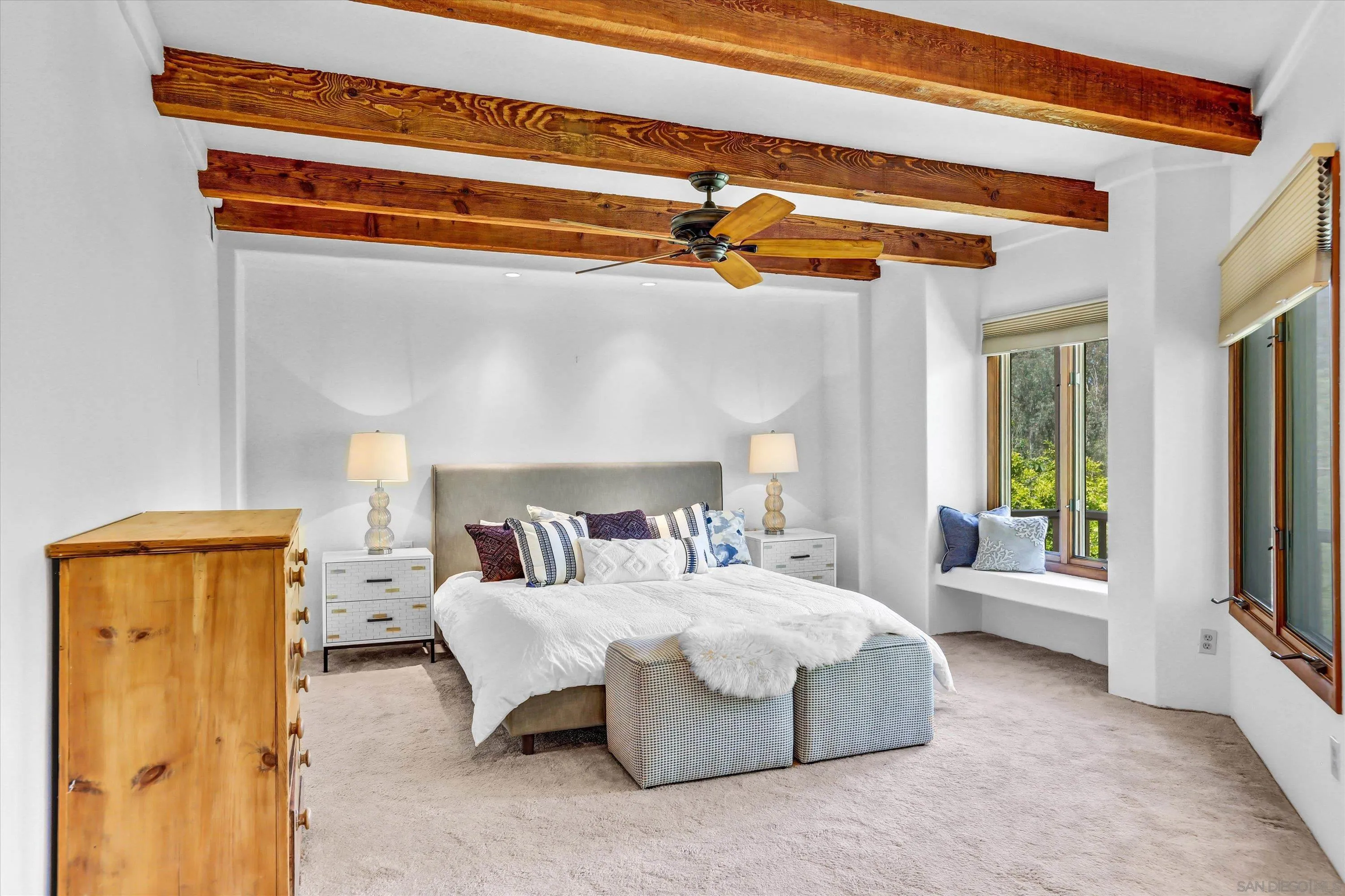 https://cdn.realtyfeed.com/cdn/127/260017131/ed571cc9a8deb571c603f3b21f399349.webp