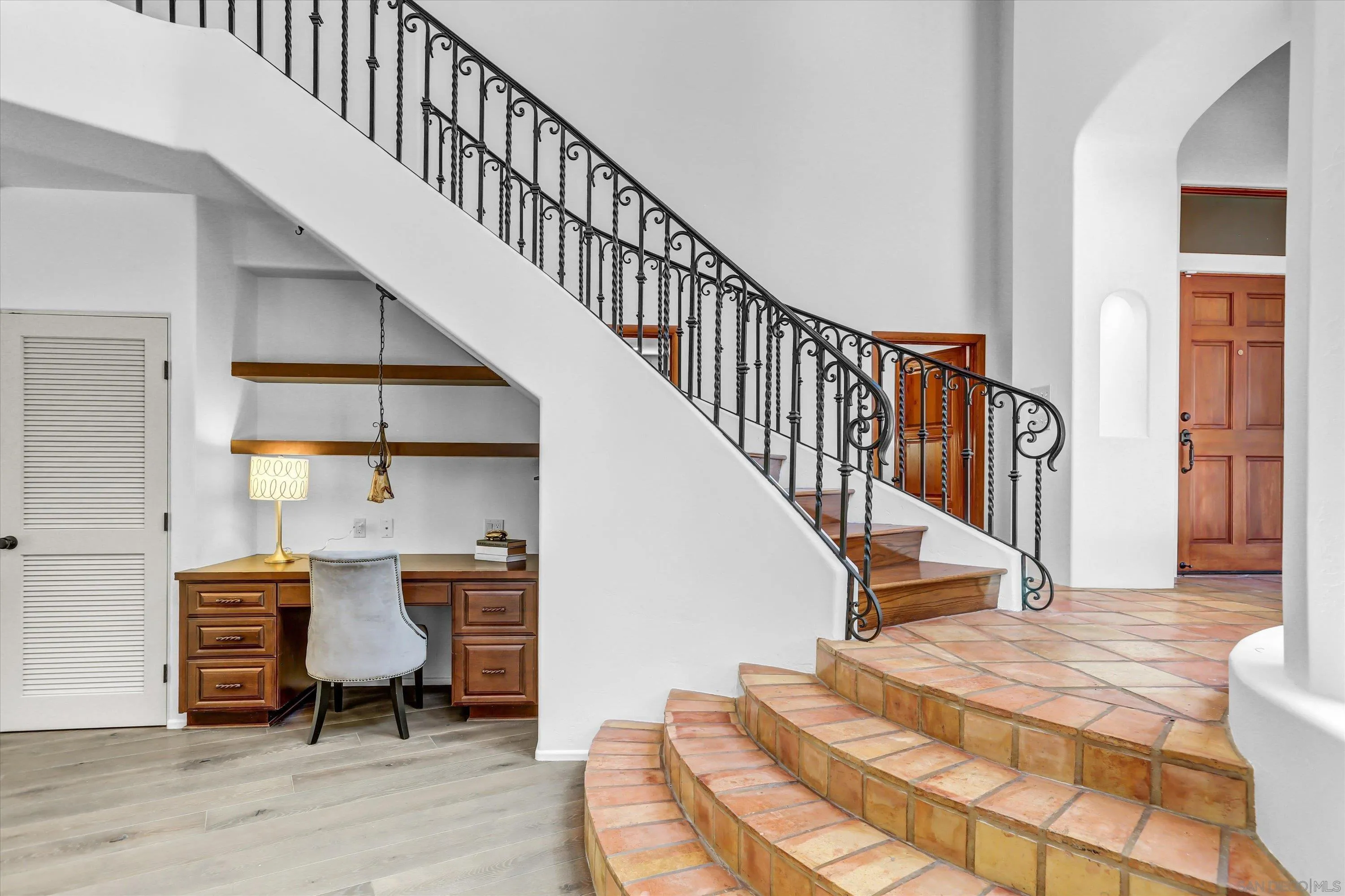 https://cdn.realtyfeed.com/cdn/127/260017131/f09a23704bb99b15aba9e8c98ca4c6ef.webp