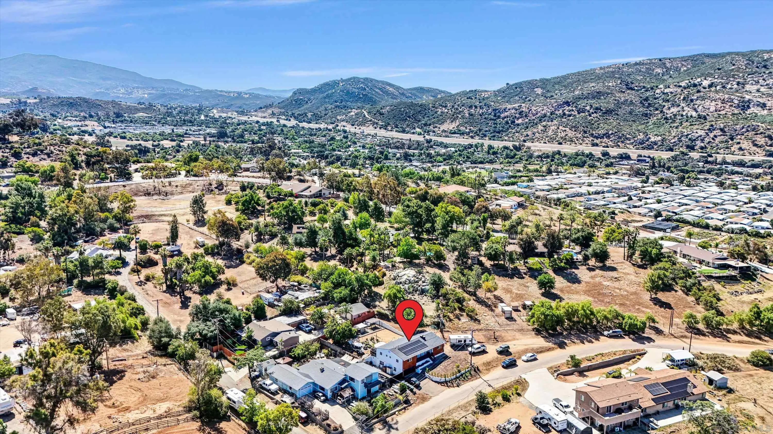 https://cdn.realtyfeed.com/cdn/127/260017134/35d1a9c3fa6d20e453bb2dd8add89953.webp