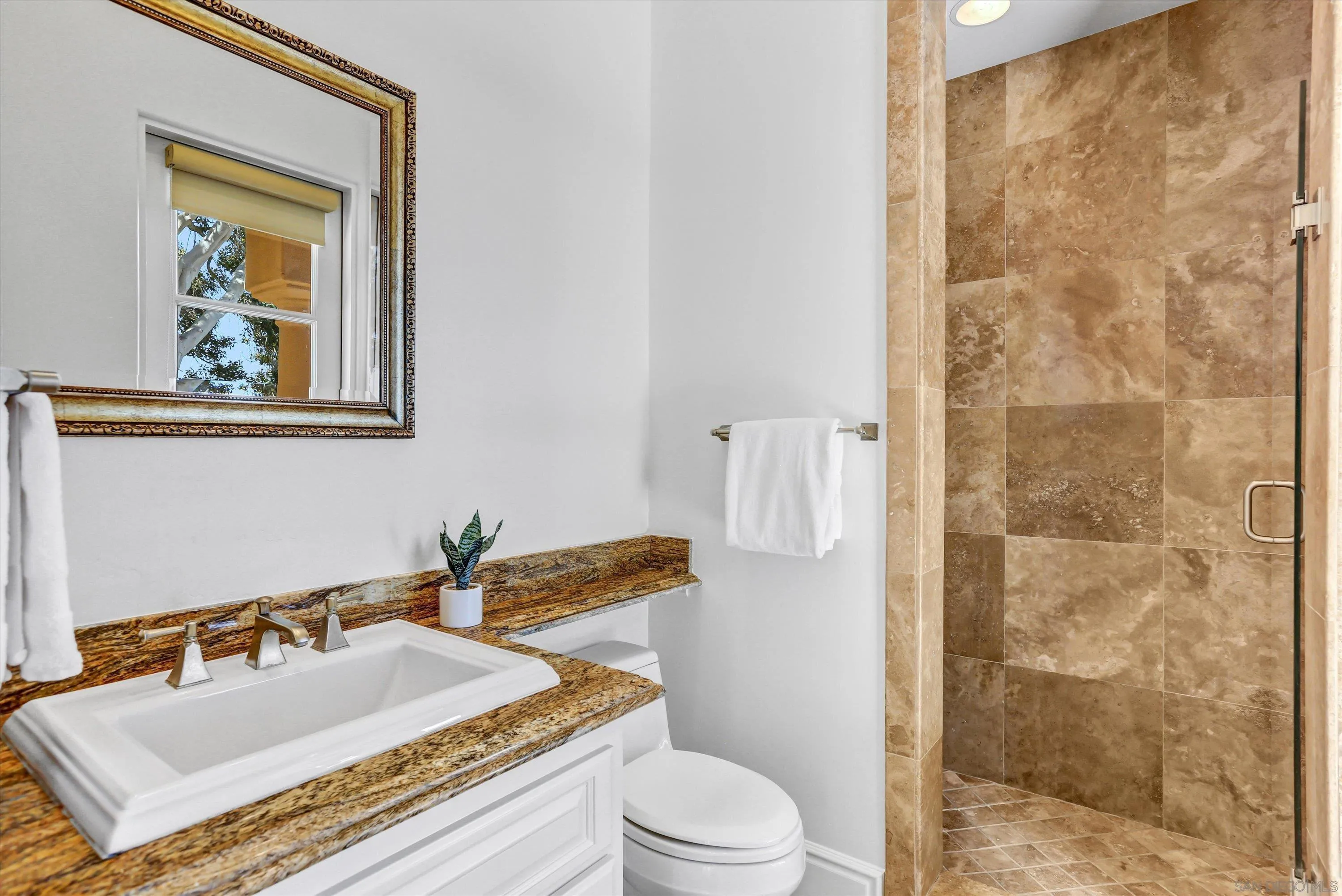 https://cdn.realtyfeed.com/cdn/127/260017138/202990aa94e615b4056dc3a6ce9ecb05.webp
