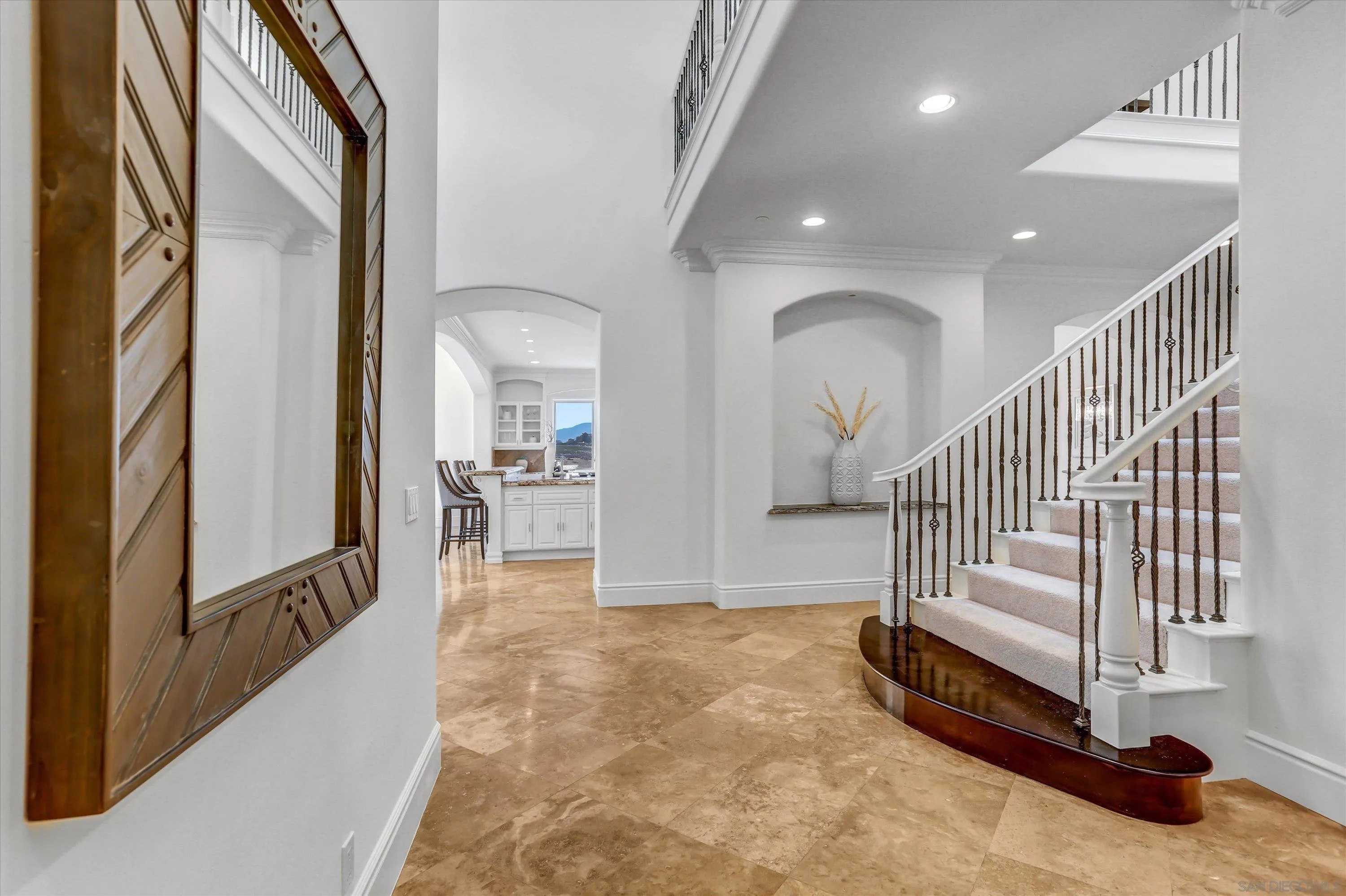 https://cdn.realtyfeed.com/cdn/127/260017138/2cc6d06f7d439160c5b76893832e2fee.webp