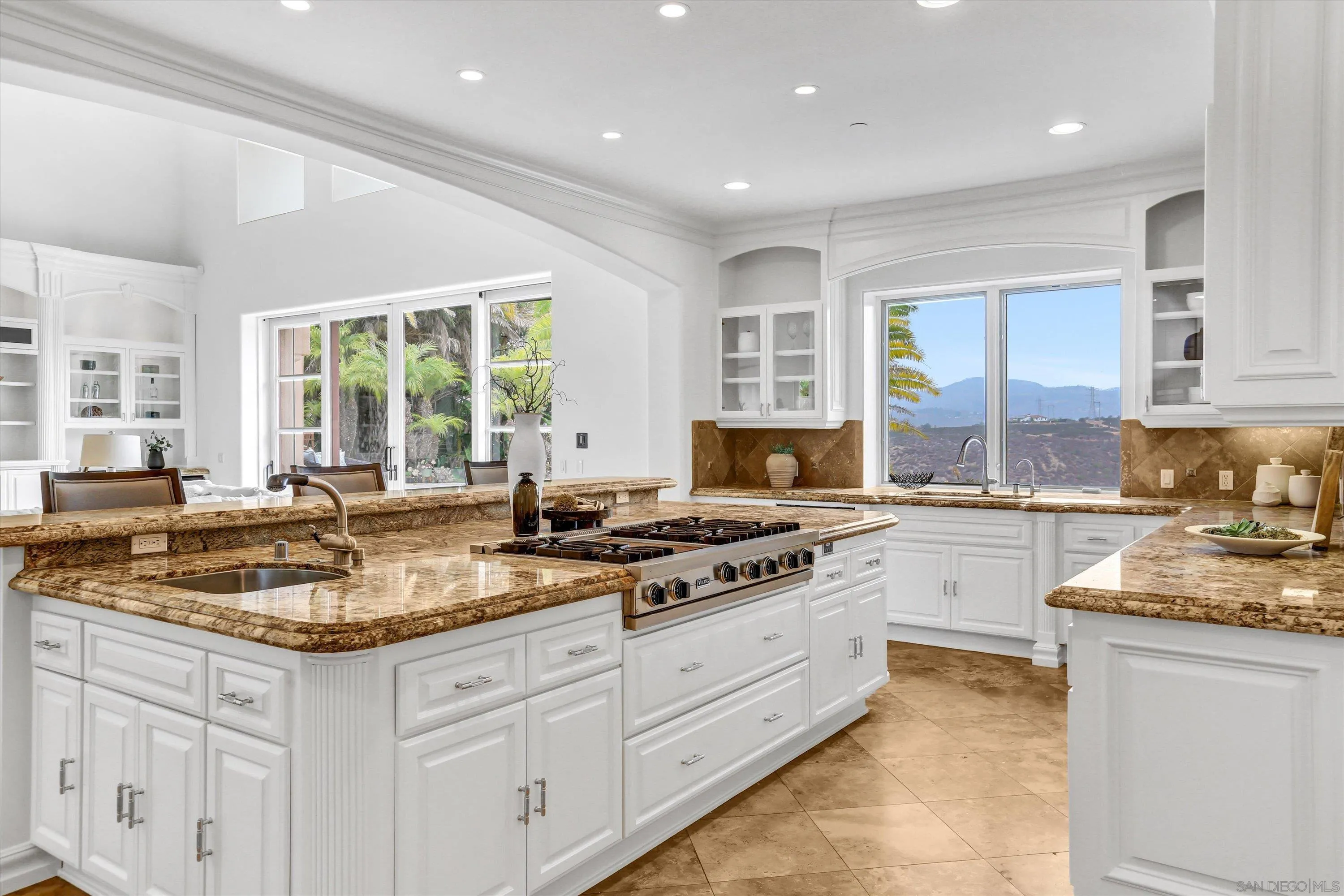 https://cdn.realtyfeed.com/cdn/127/260017138/90c6afbf9894a89744b1f449455fb048.webp
