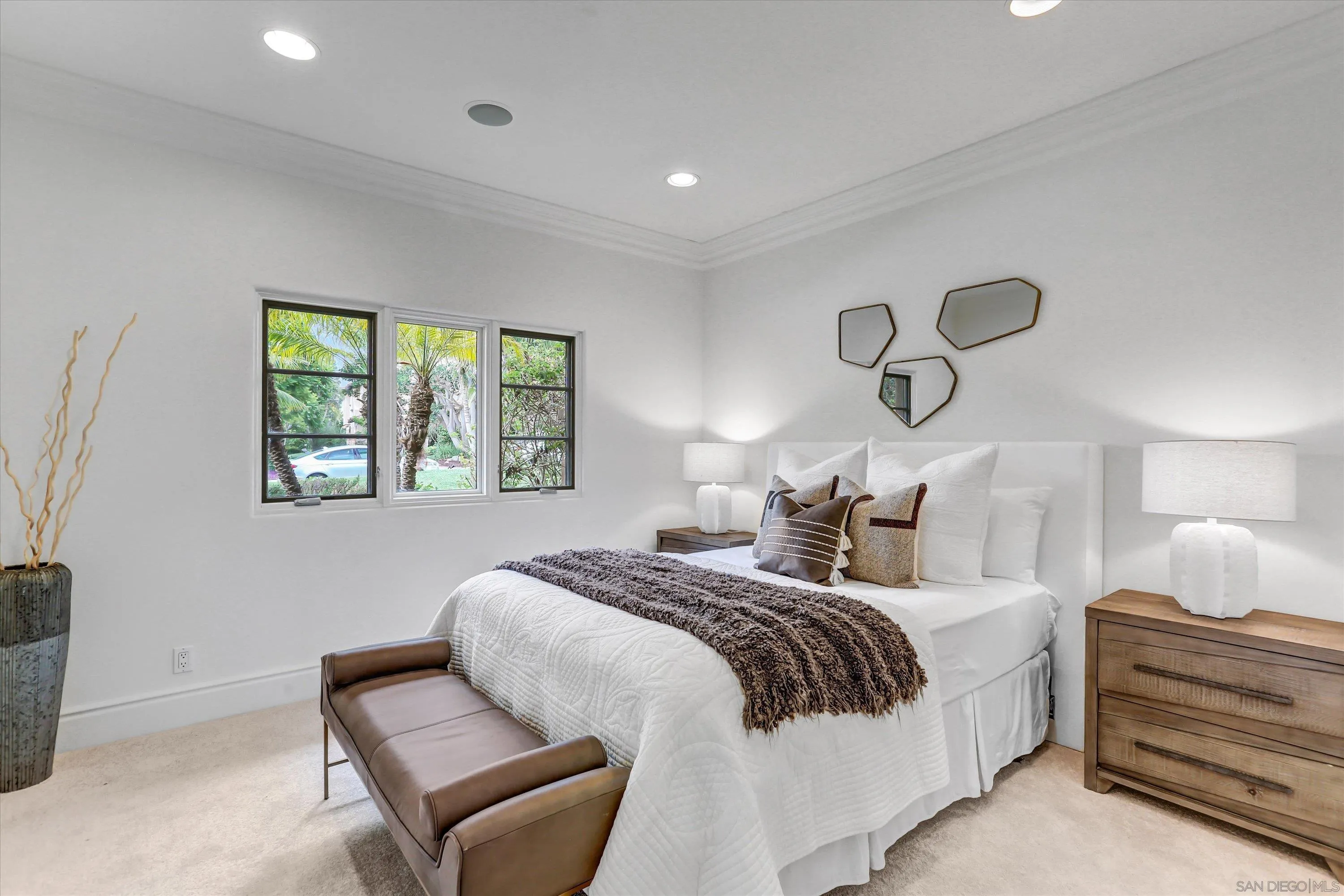 https://cdn.realtyfeed.com/cdn/127/260017138/d75cc1e1c5d36745fa5f30d84919d6f0.webp