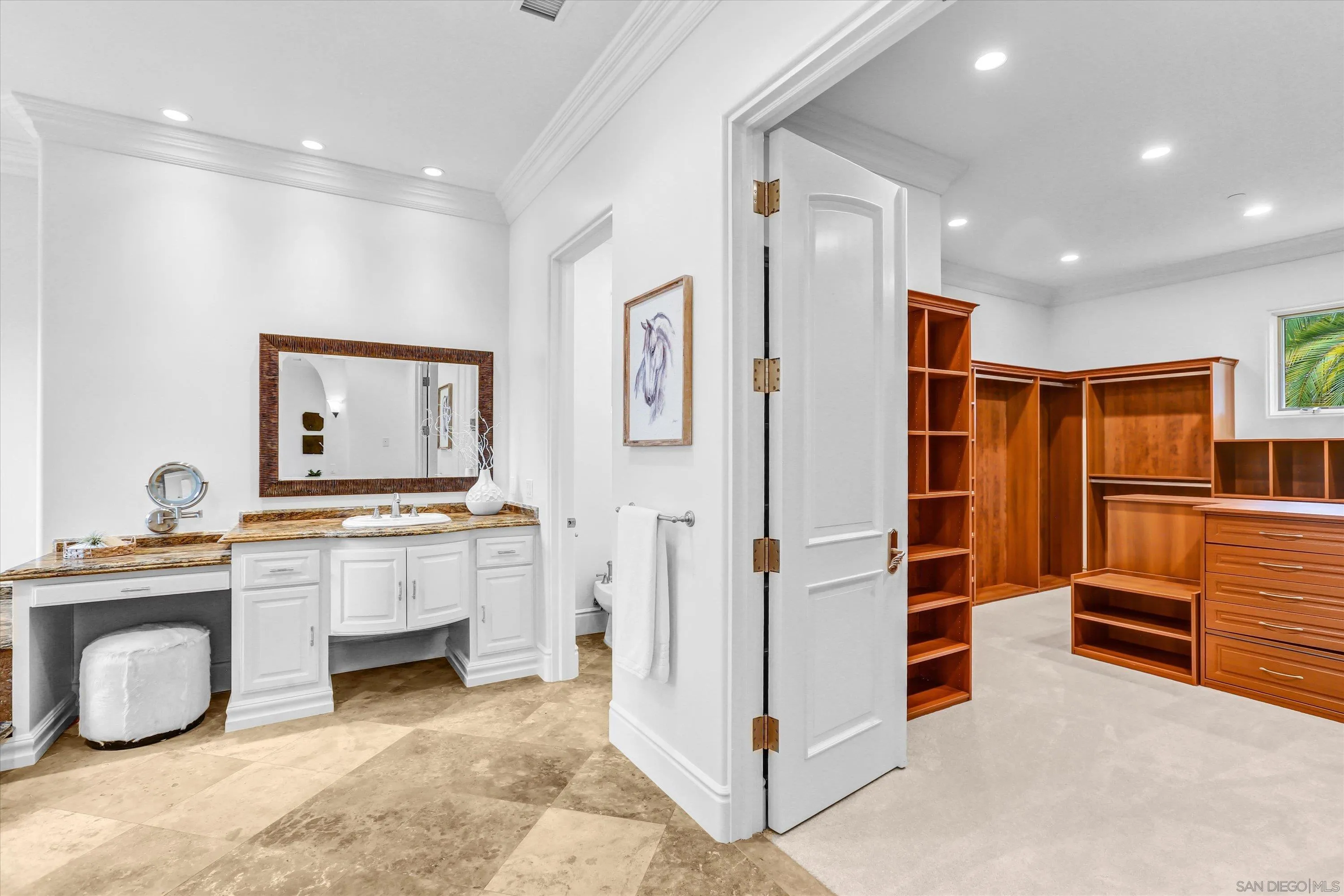 https://cdn.realtyfeed.com/cdn/127/260017138/d84fa4c0697a10bf4cba578734fd6732.webp