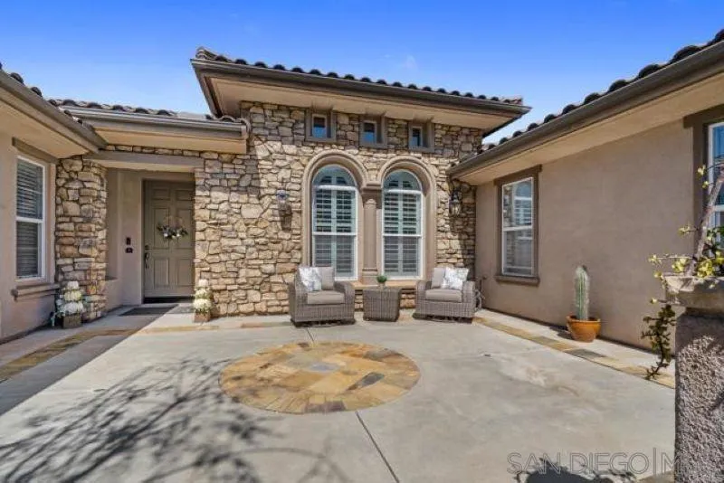 https://cdn.realtyfeed.com/cdn/127/260017147/01aee1e6d4f09aa21e915a6f3cfd8379.webp