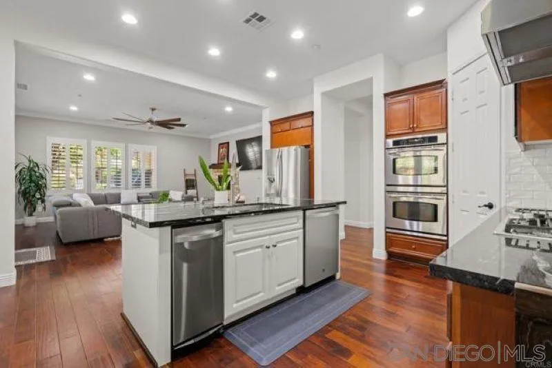 https://cdn.realtyfeed.com/cdn/127/260017147/6ccaf9e9a5ec593b8c27e60c8e673ed5.webp