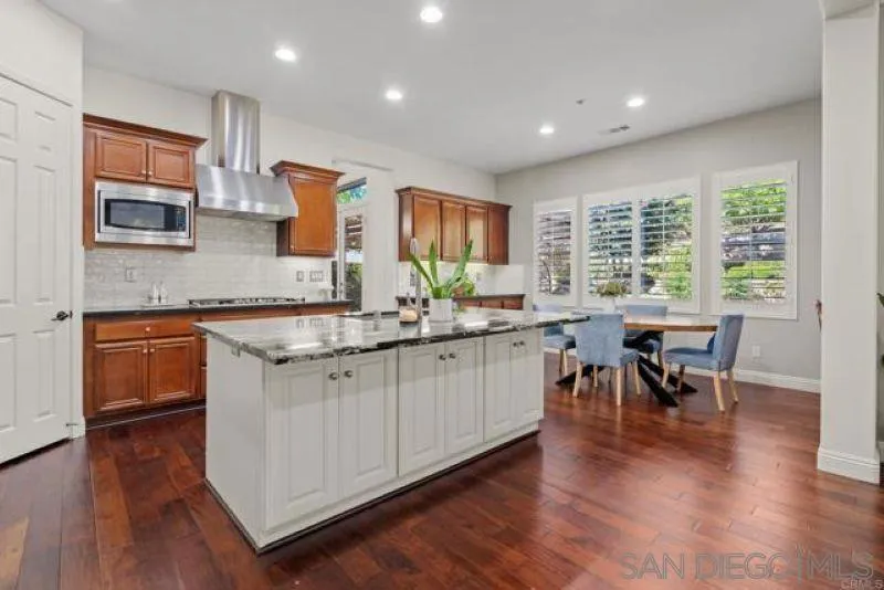 https://cdn.realtyfeed.com/cdn/127/260017147/c2da65cb4ac64da014e92d4a28f78dba.webp