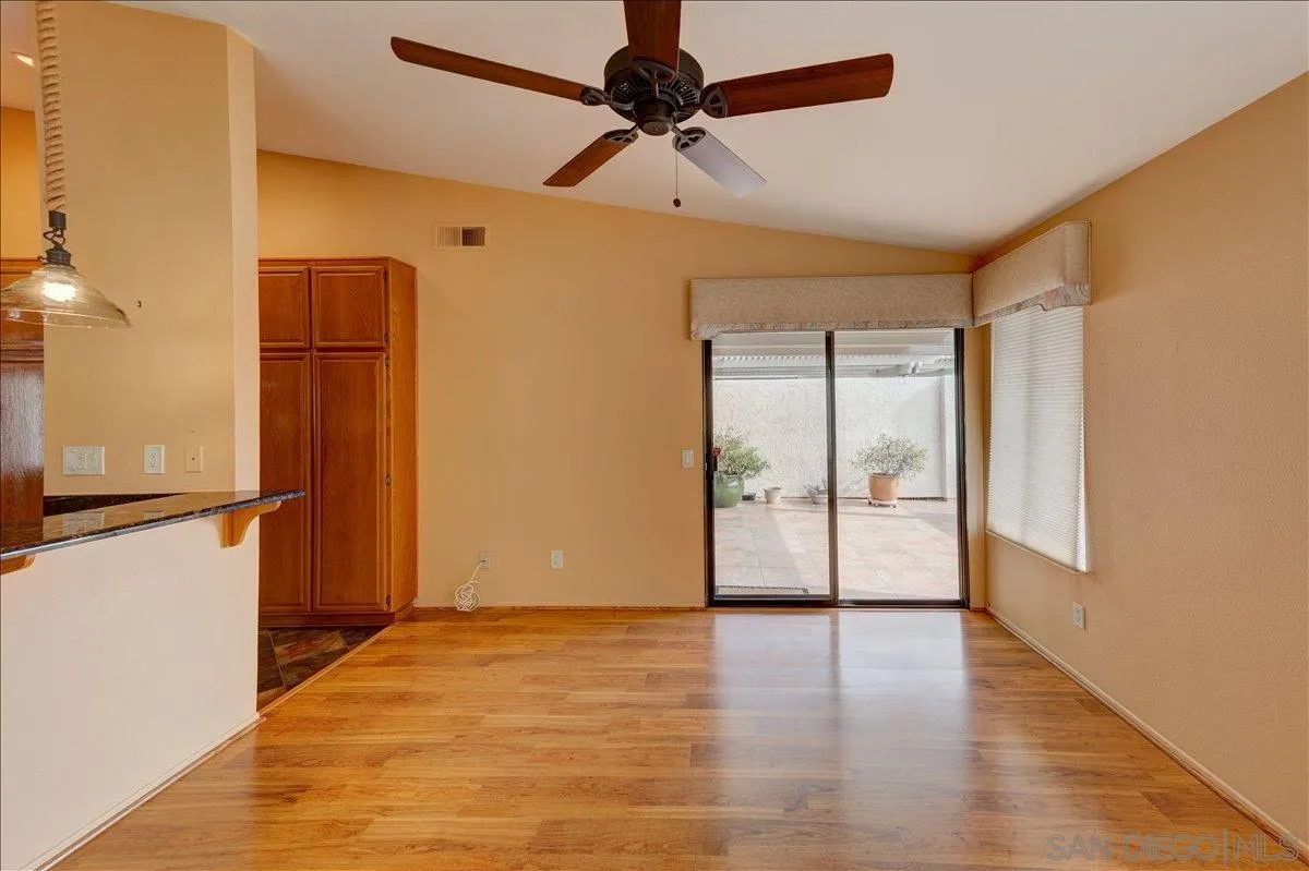 https://cdn.realtyfeed.com/cdn/127/260017154/073c635802e133957ed0a50d4fc07527.webp