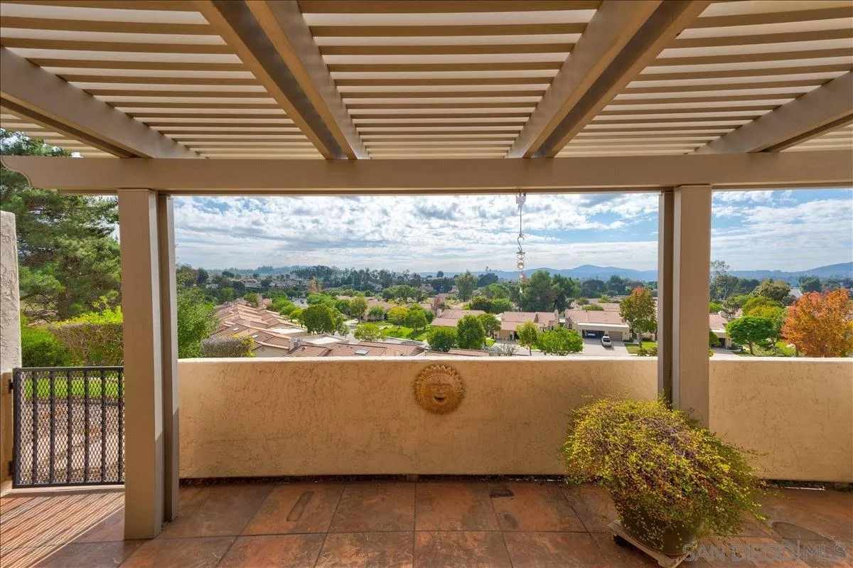 https://cdn.realtyfeed.com/cdn/127/260017154/ae547a55ba833685958602e338144bb7.webp