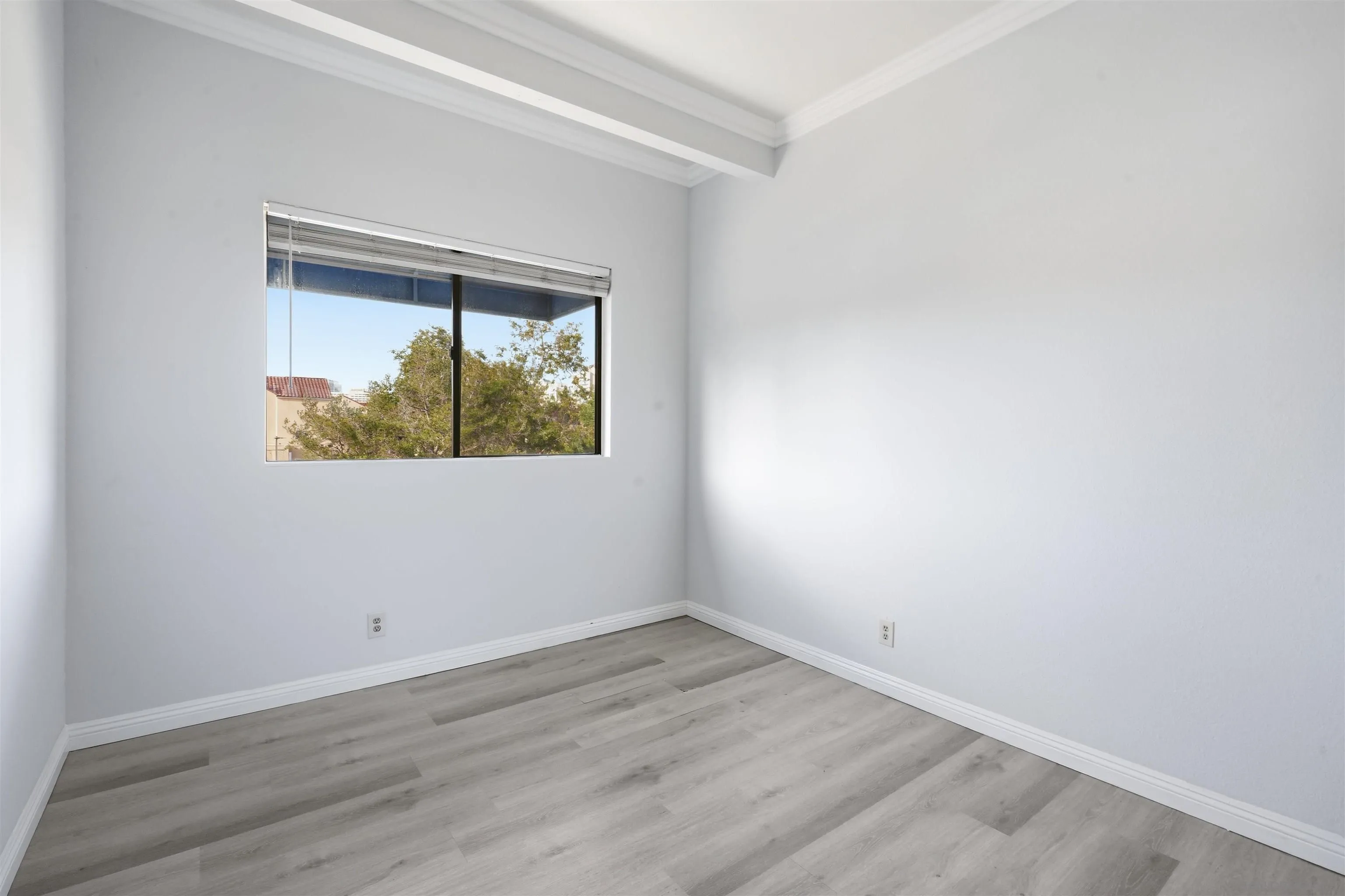 https://cdn.realtyfeed.com/cdn/127/260017155/252d664d351cf5e4de989fc6a5ce72a3.webp