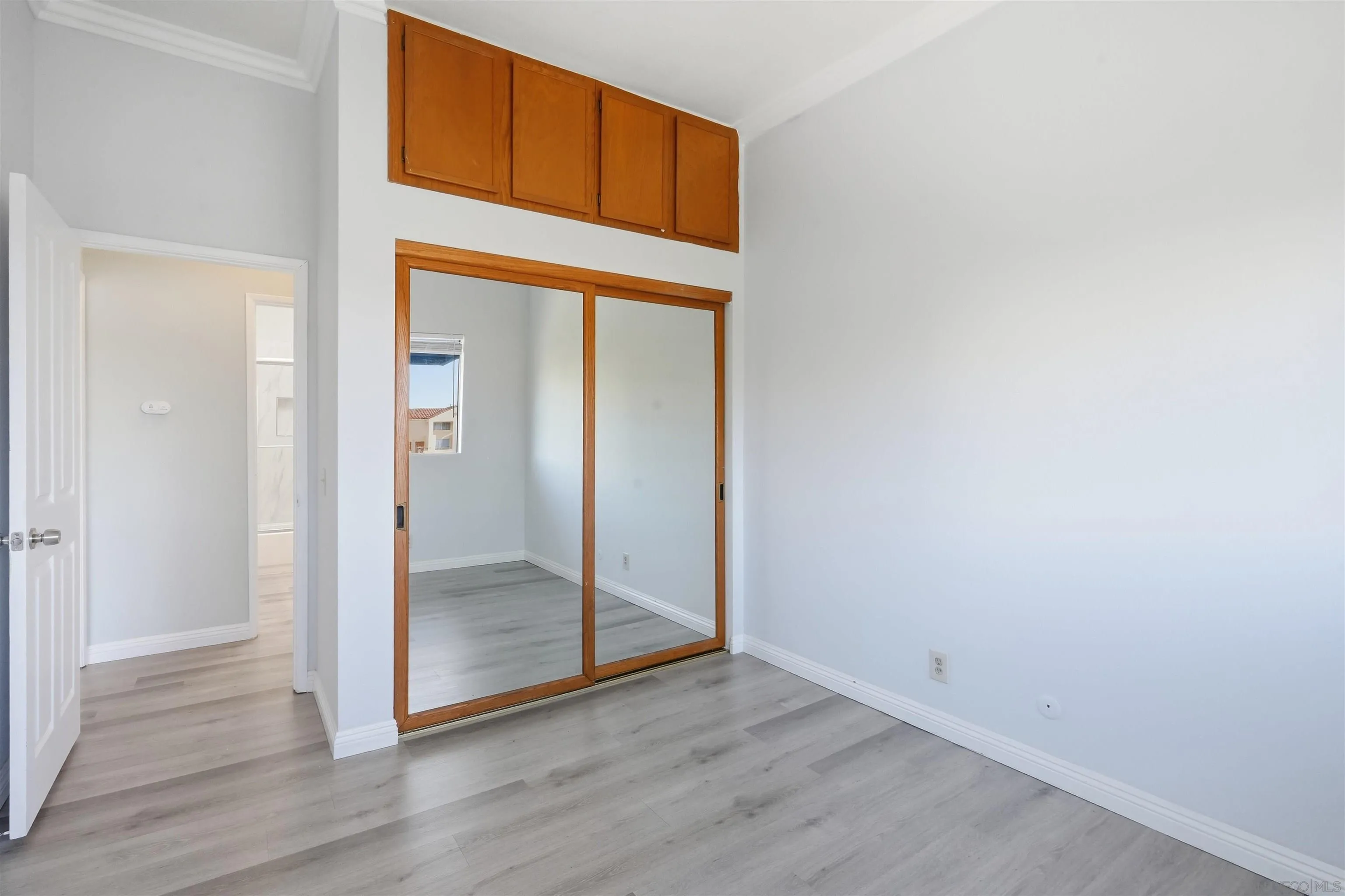 https://cdn.realtyfeed.com/cdn/127/260017155/29b10396b6b179dbd3efb2305270ca69.webp