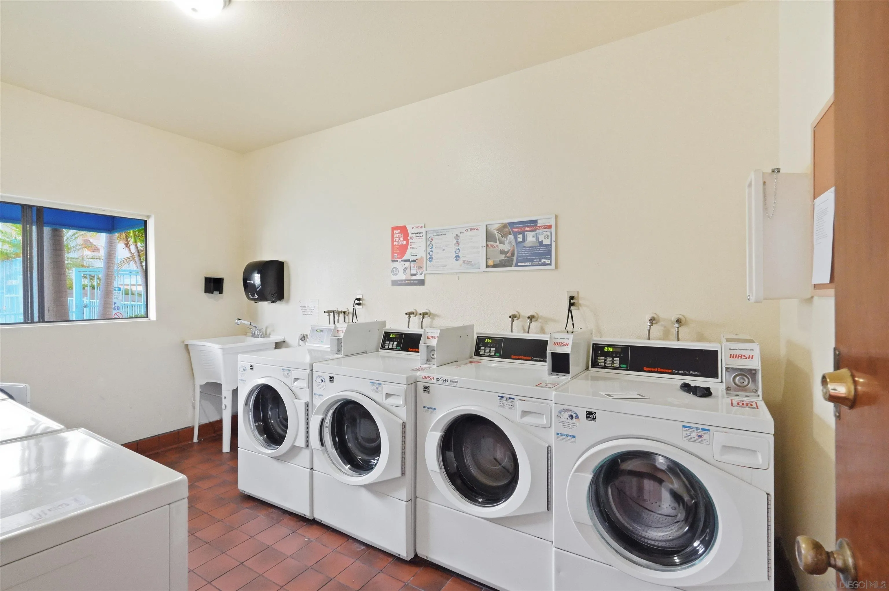 https://cdn.realtyfeed.com/cdn/127/260017155/6f34c5f46106c3f654b2c60bf3b62e5d.webp