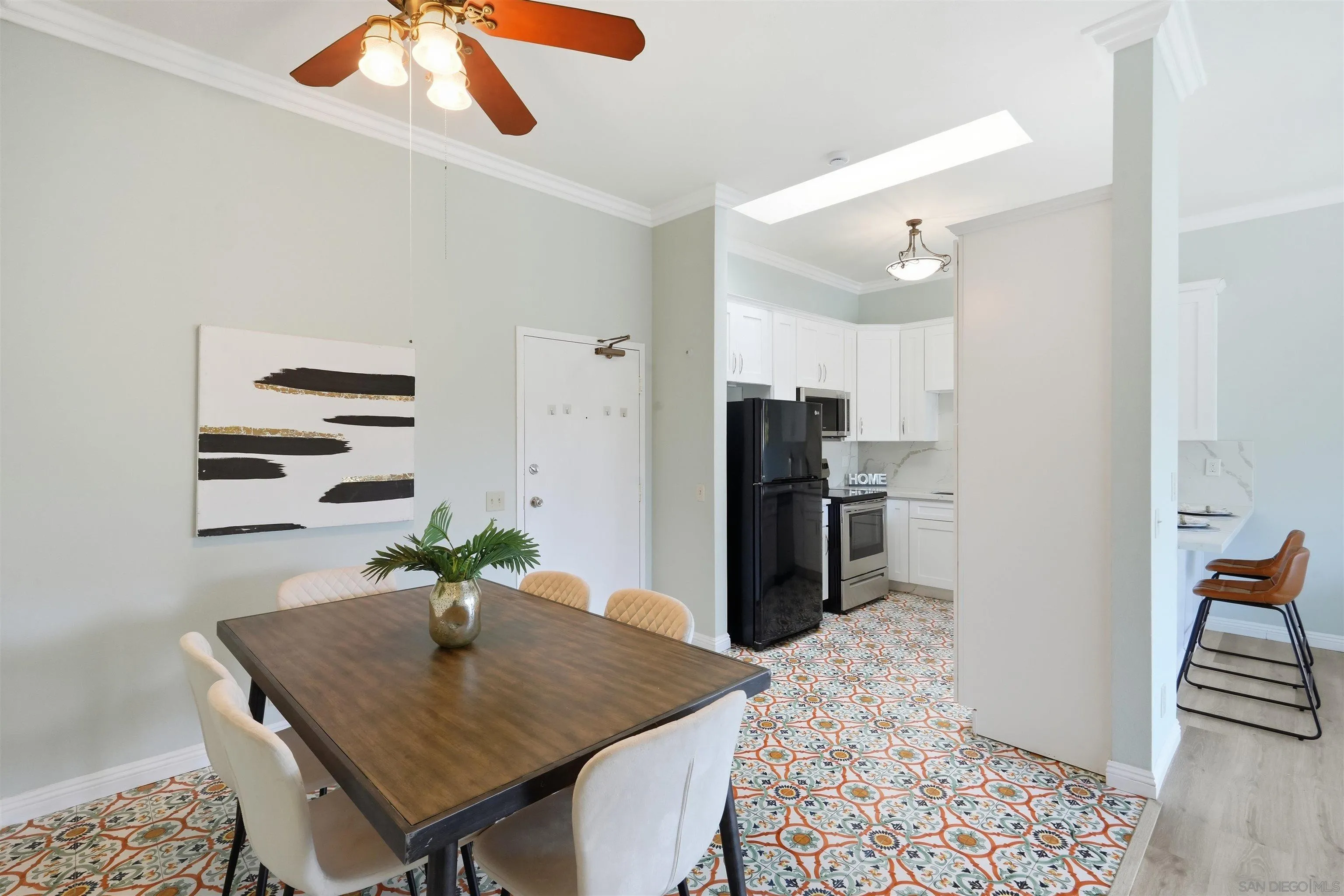 https://cdn.realtyfeed.com/cdn/127/260017155/6fe149c4343b6ba9ccf7a43d5bb43a04.webp