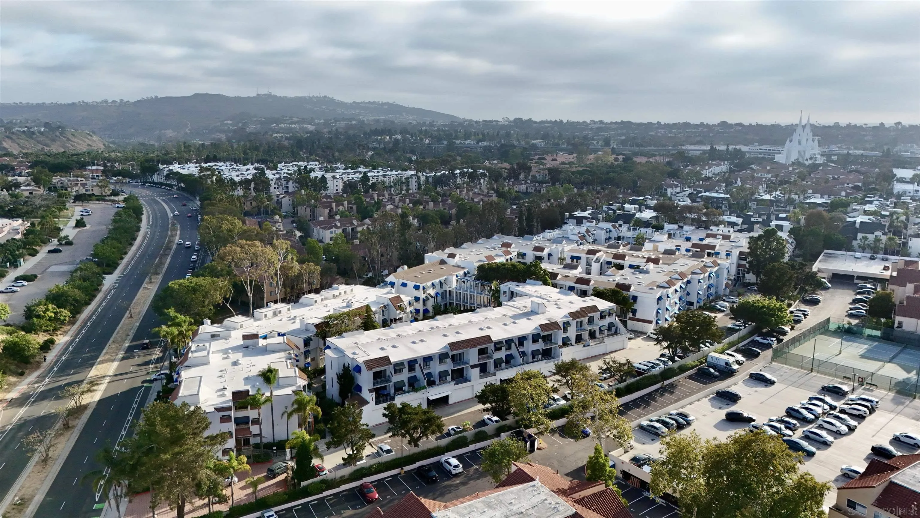 https://cdn.realtyfeed.com/cdn/127/260017155/8cde79142faa0f09ab5746683a0c820e.webp