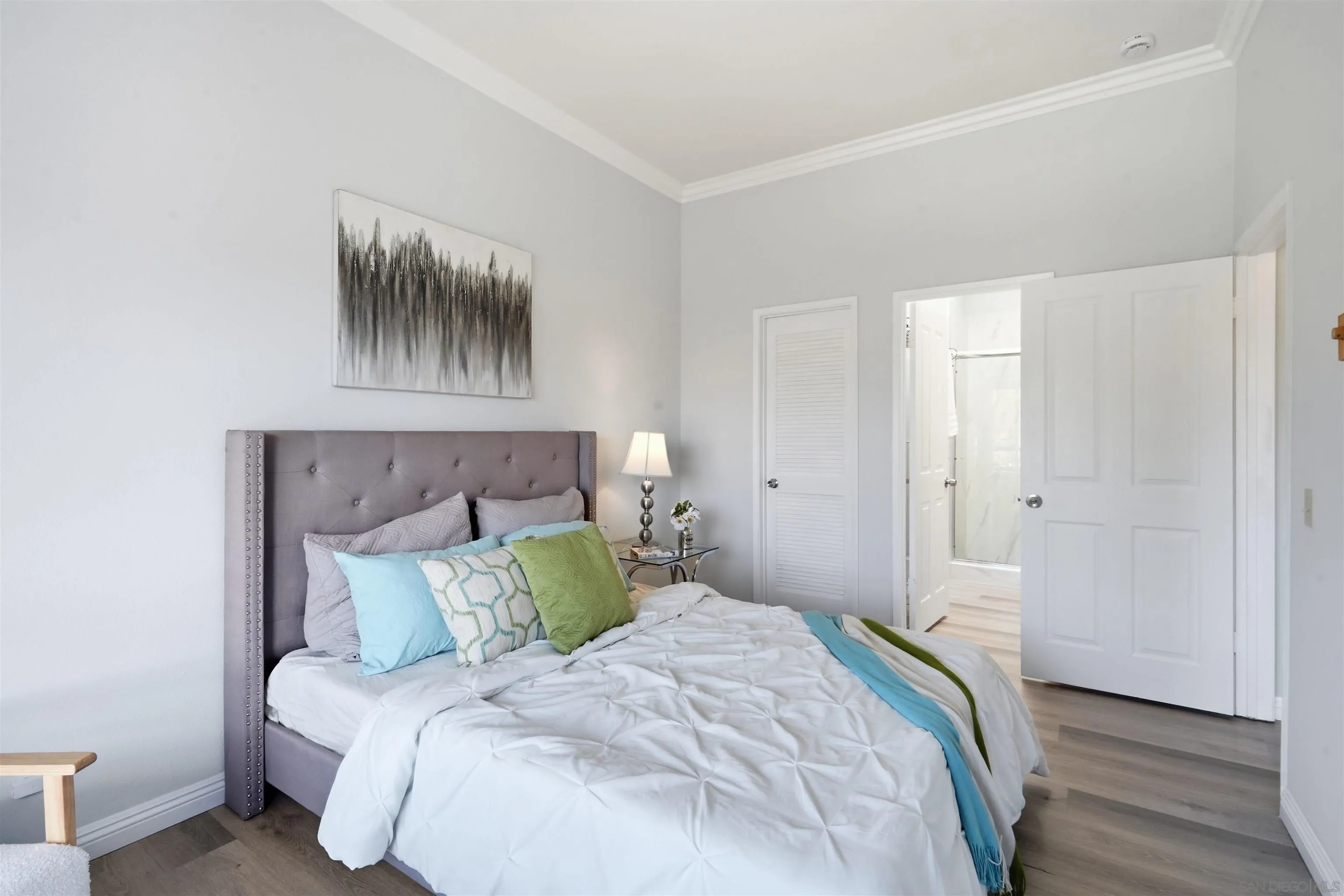 https://cdn.realtyfeed.com/cdn/127/260017155/8dd26be0f16012528240789c1e323478.webp